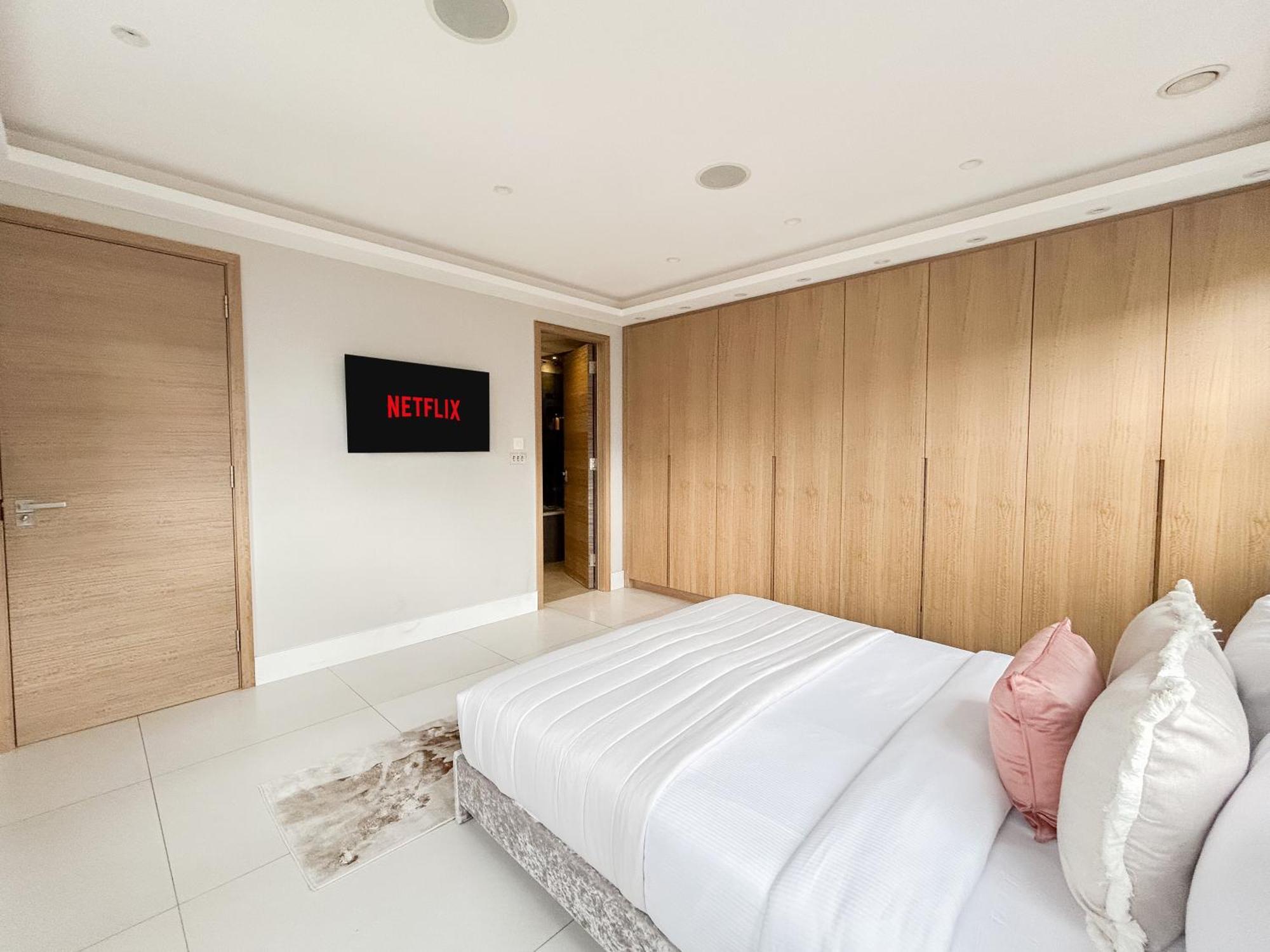 Elegant Penthouse In Prime Location Lejlighed London