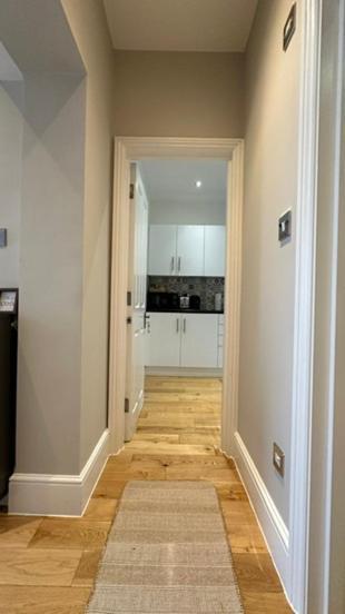 Modern Flat In Appartamento Londra