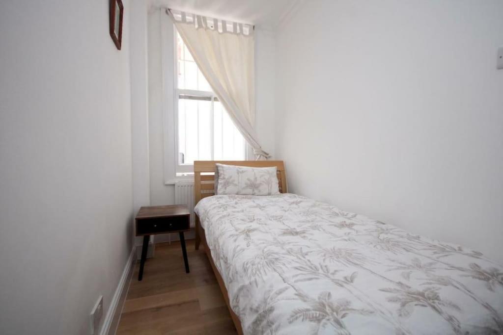 Leilighet Lovely Kensington Flat *