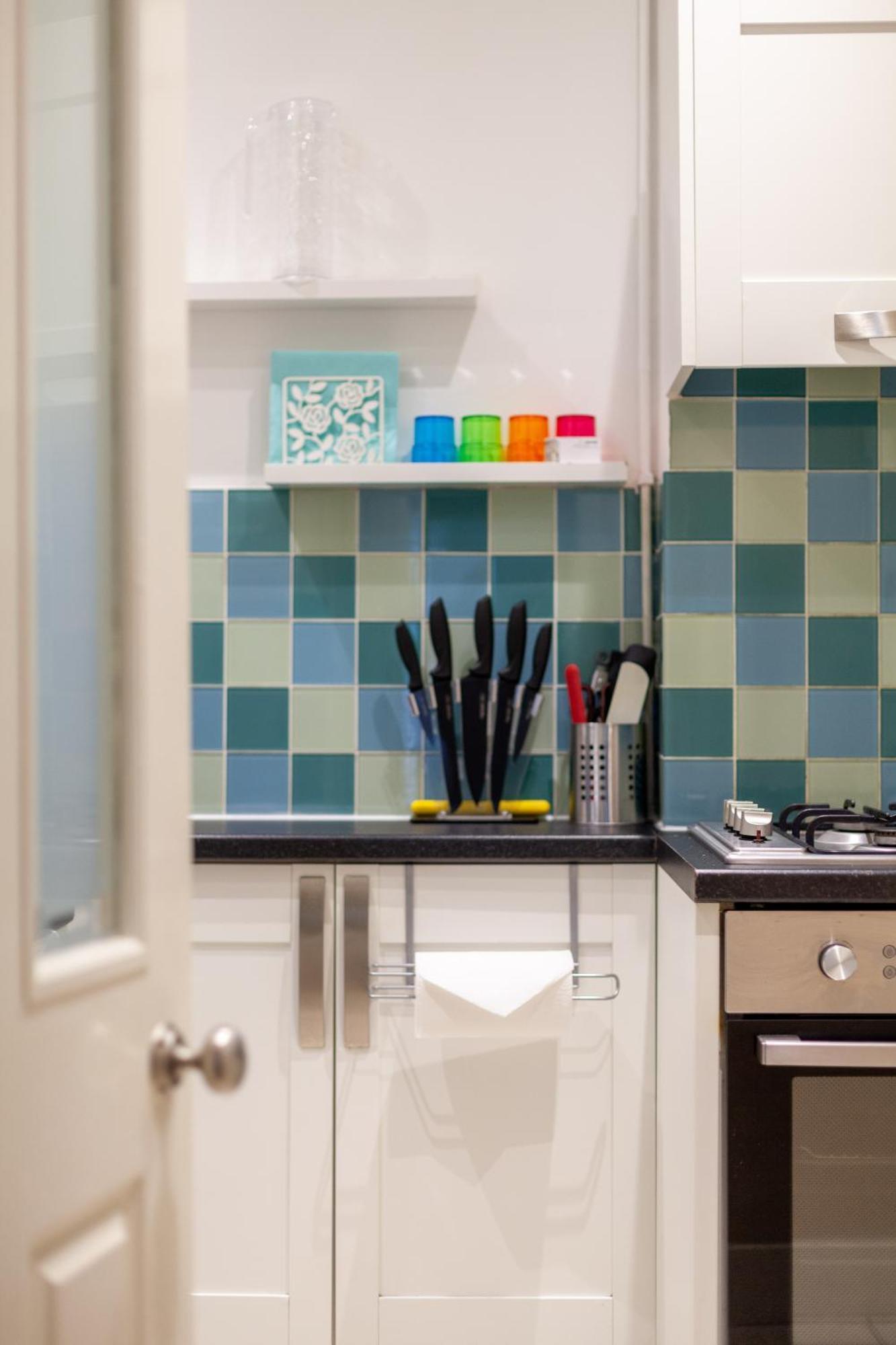 Cozy & Charming 2-bedroom Flat In Prime Leilighet London