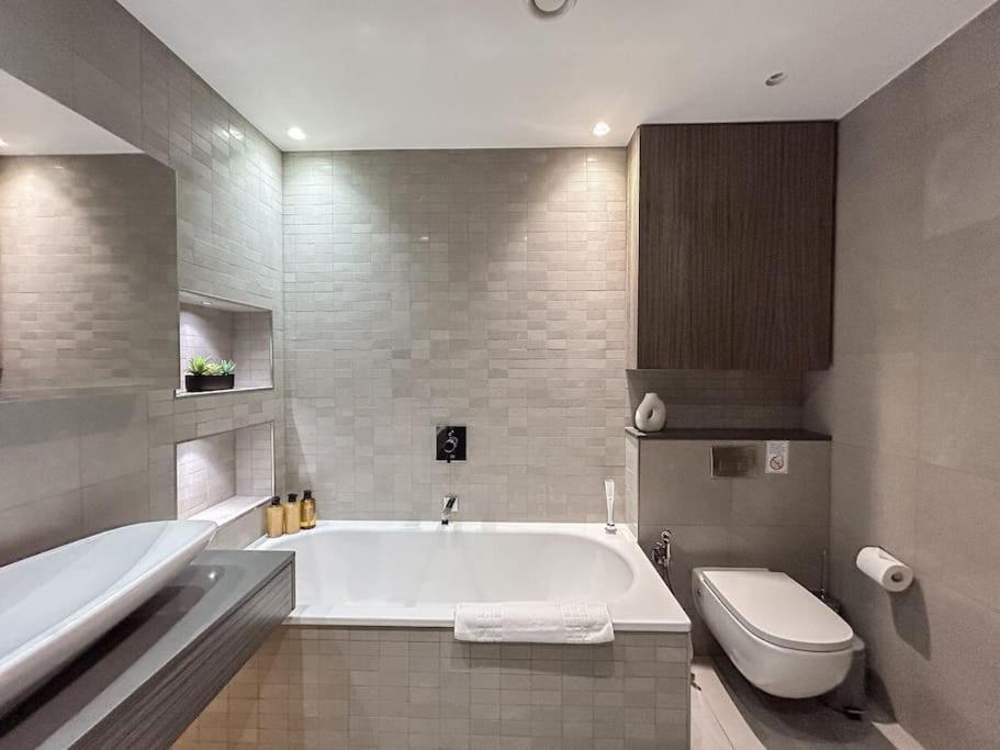 Elegant Penthouse In Prime Location Lejlighed *