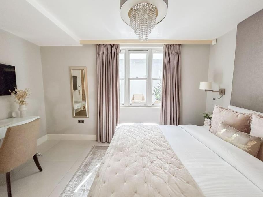 Appartement Stylish And Spacious In Prime