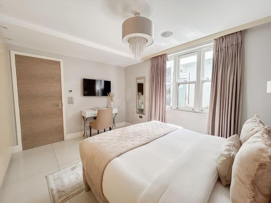 Appartement Stylish And Spacious In Prime