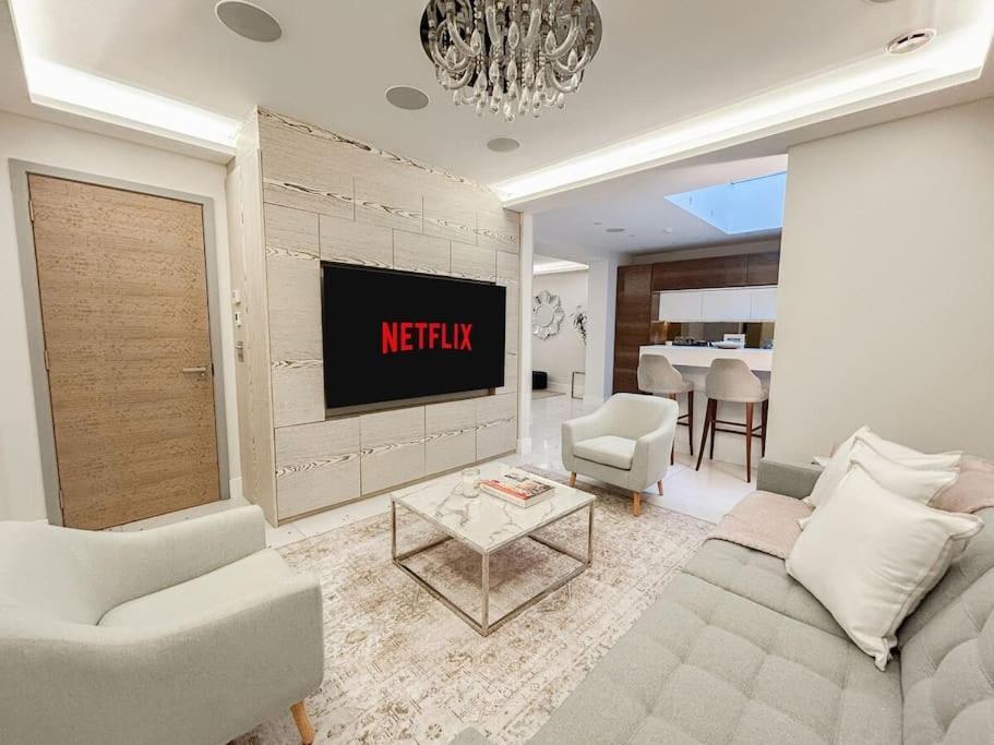 Appartement Stylish And Spacious In Prime *