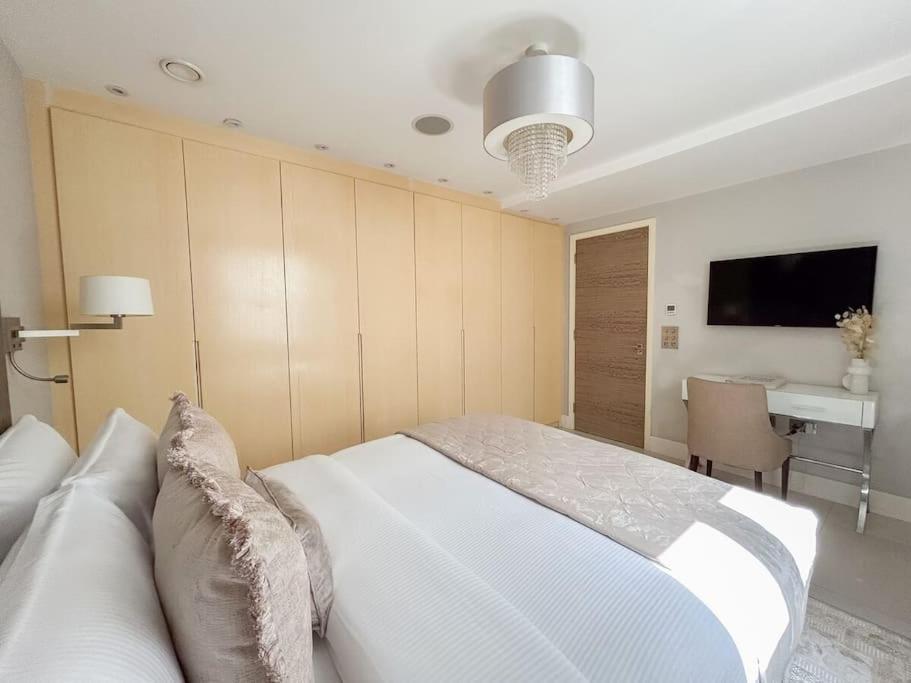 Appartement Stylish And Spacious In Prime