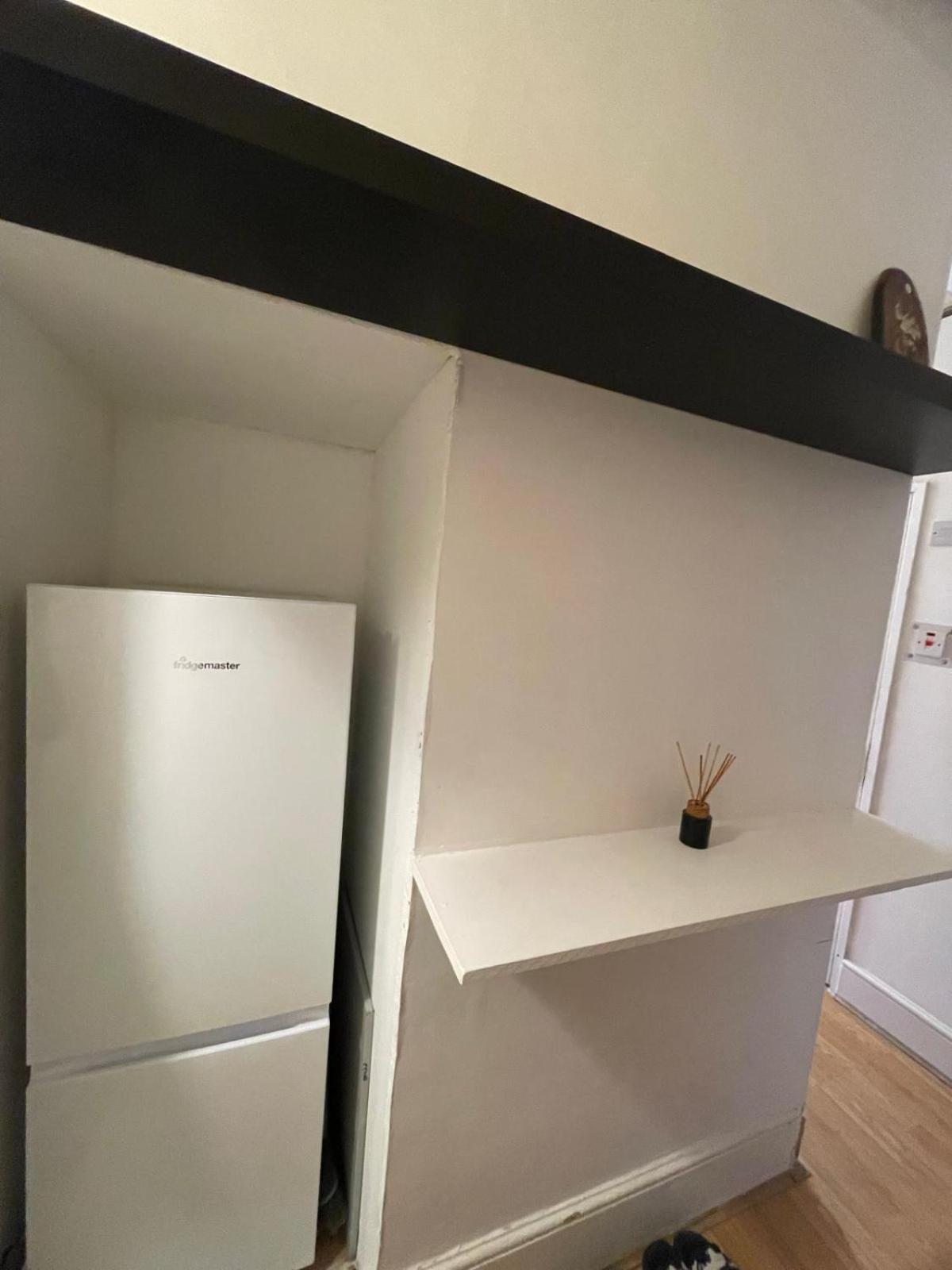 Accommodatie bij particulieren Large Double Bedroom - Posh Area Londen