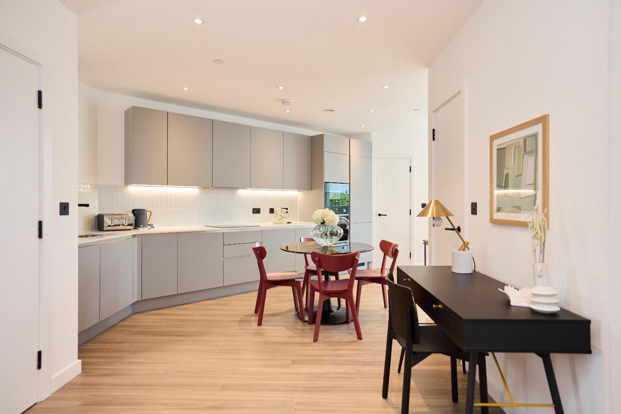 The Tottenham Wonder - Pleasing 2bdr Flat With Balcony Appartement