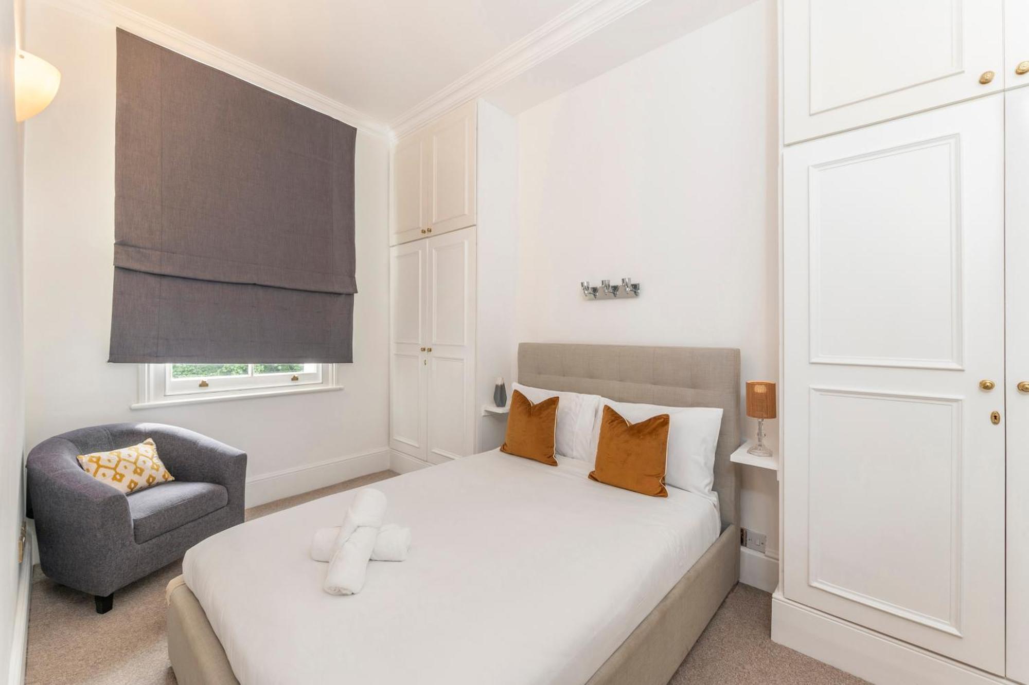 West Collection, Holland Park, Earls Court