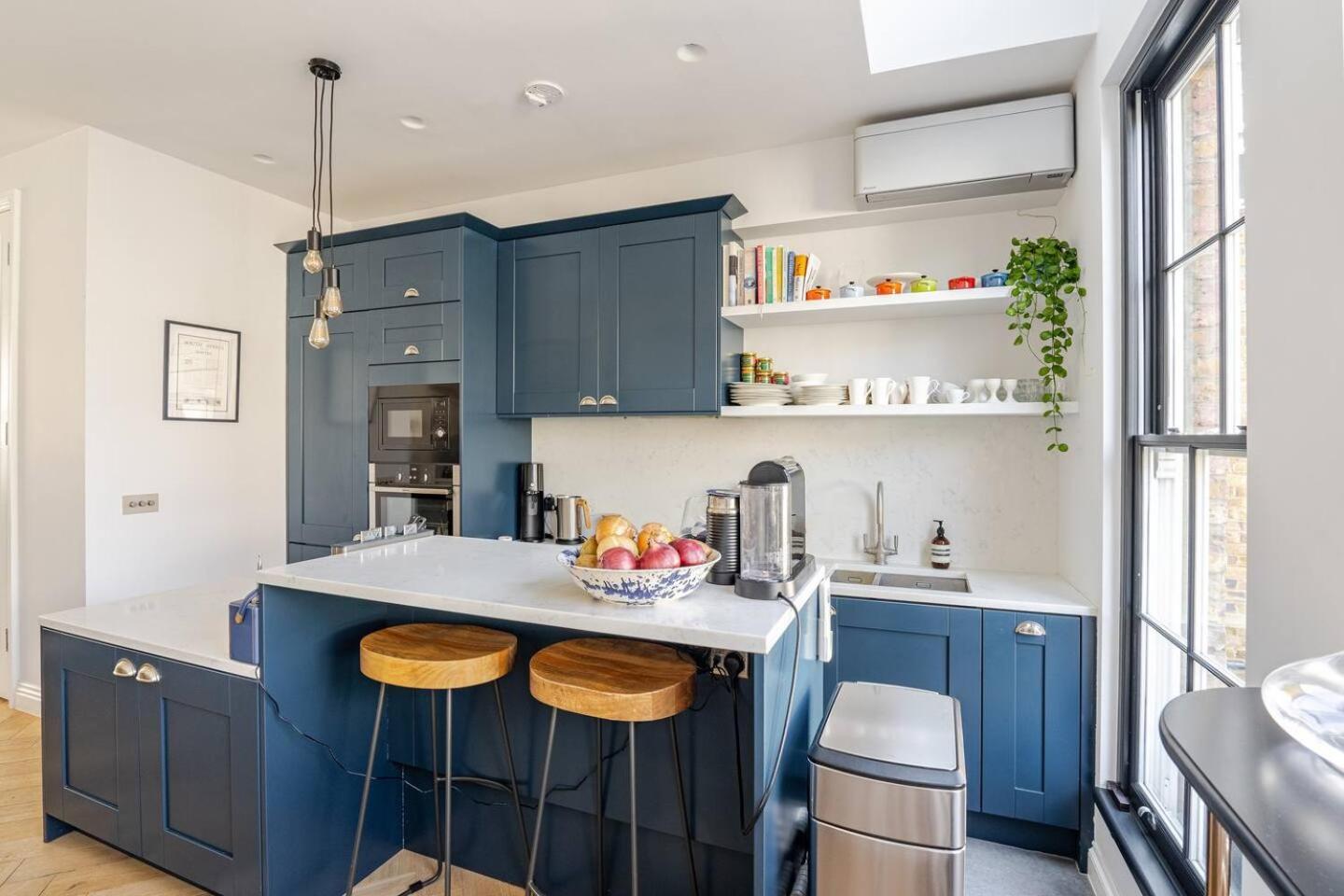 Delightful Notting Hill 2 Bed House With Garden Feriehus London