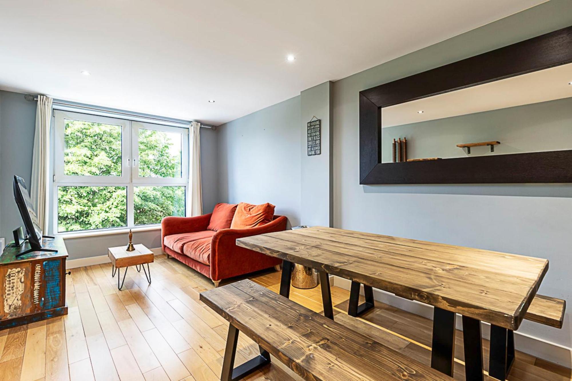 Spacious Modern Flat In Chelsea Harbour Apartment *