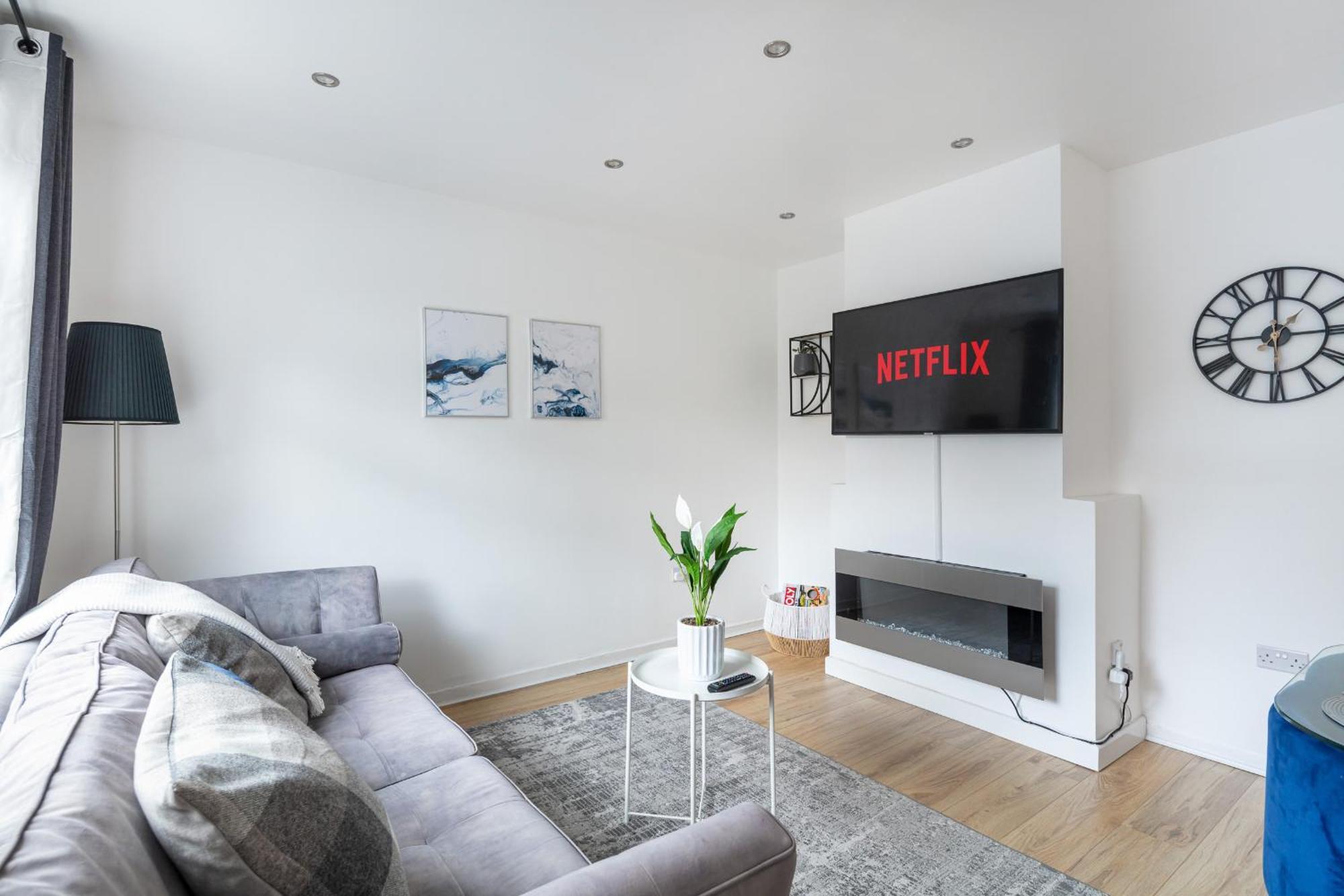 Ferienhaus Gem - 2 Bed House, 6 Mins From Liverpool Street, Shops & Restaurants London