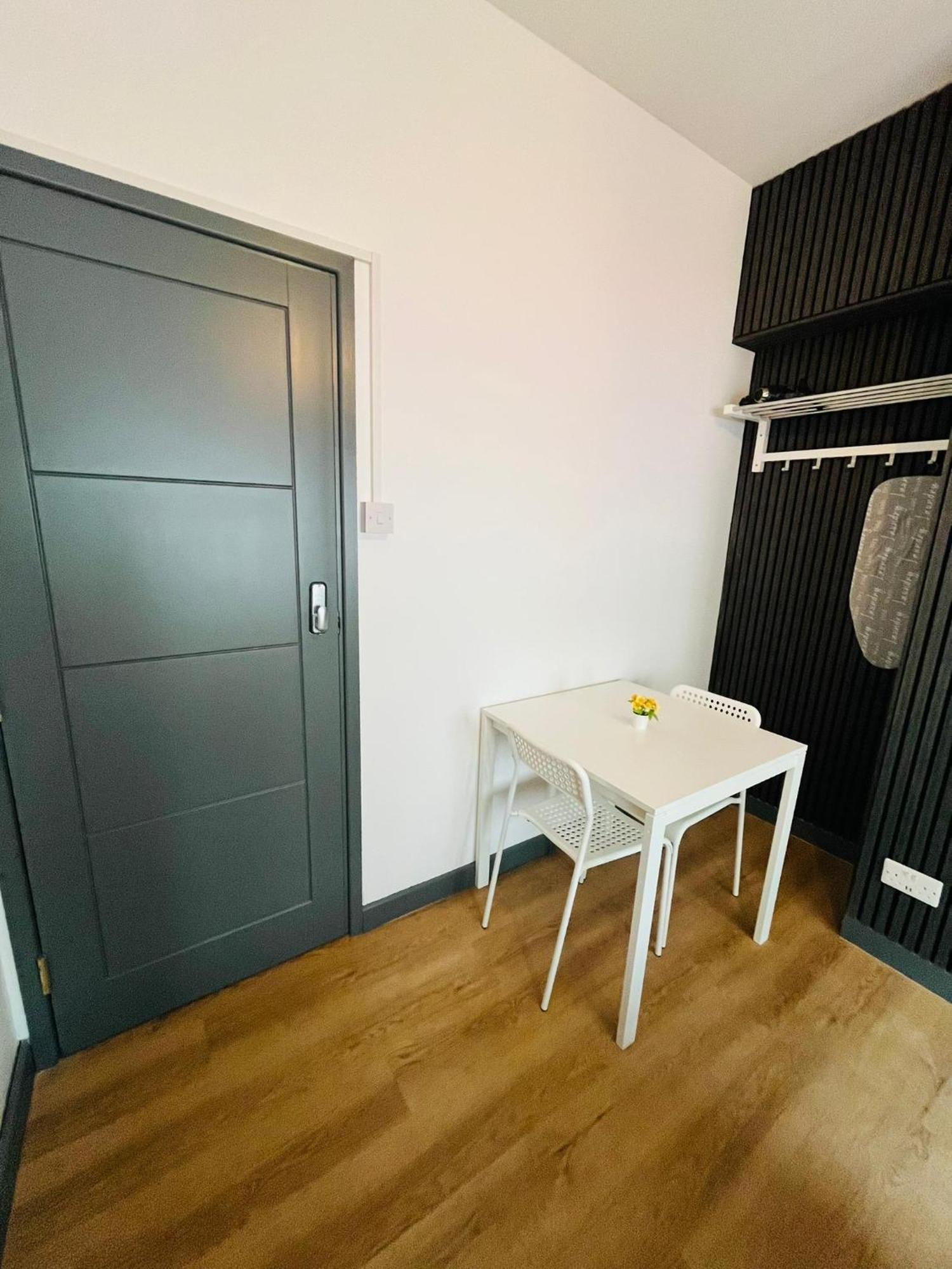 Gæstehus Kilburn Guest 167 *