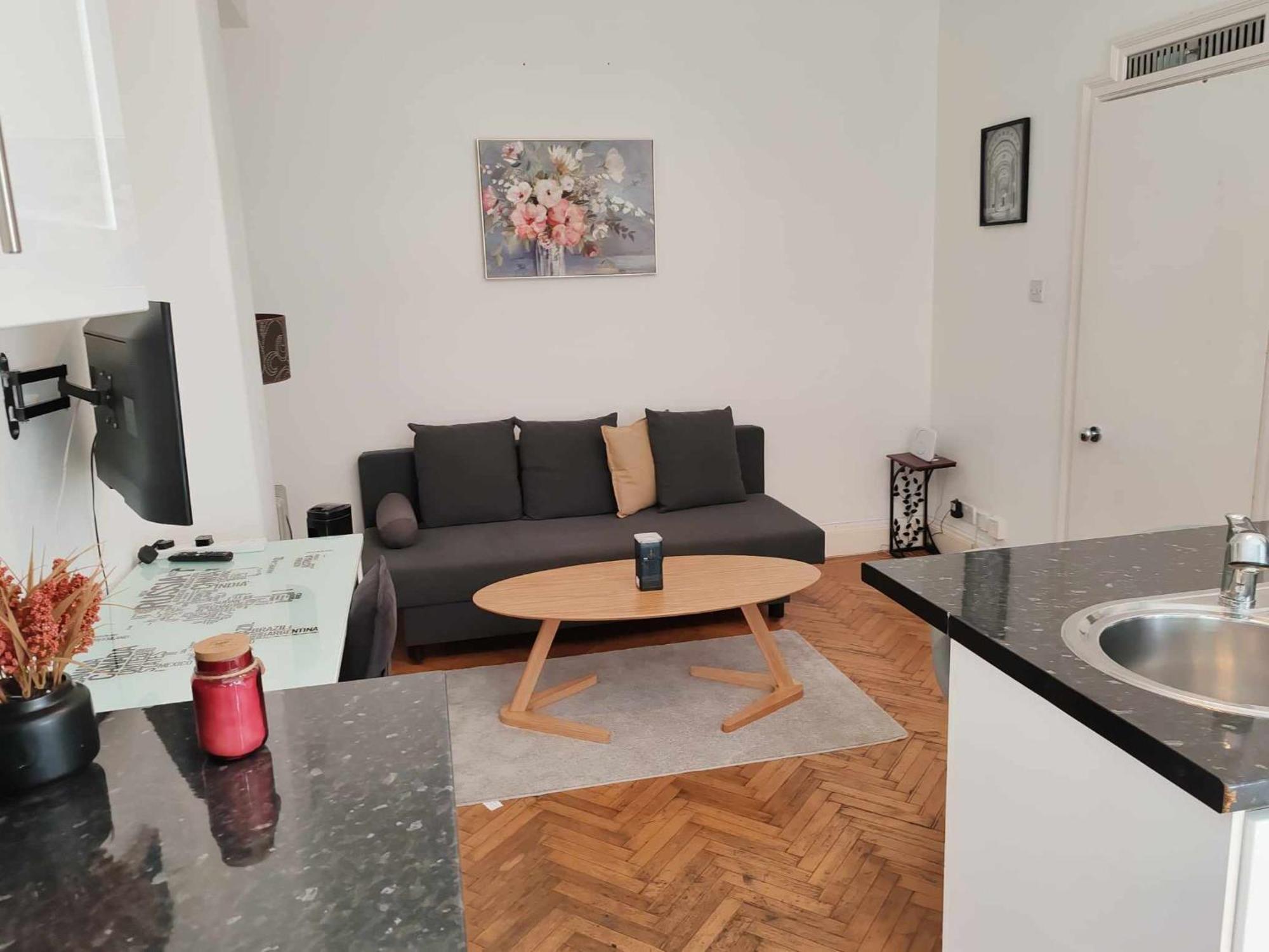 One Bedroom By Bayswater, Hyde Park Apartment