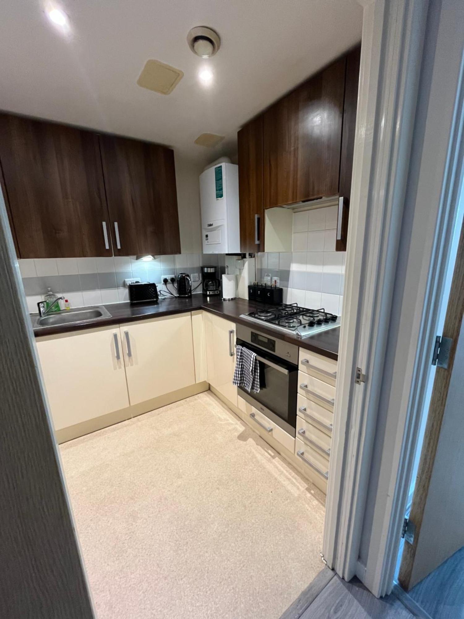 Luxury 2 Bedroom Apartment, Royal Docklands Excel Lägenhet London