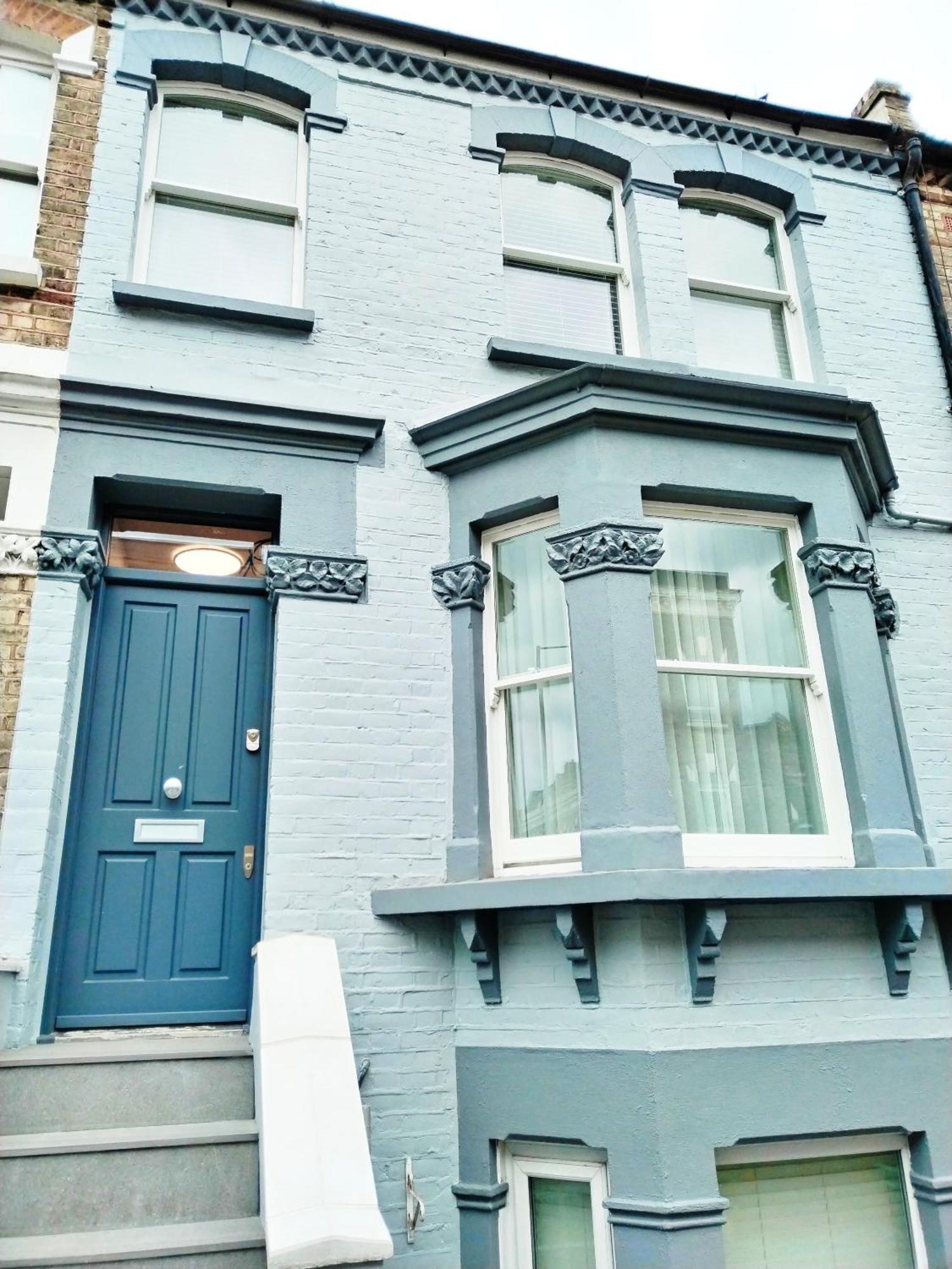 New Refurbished One Bed Flat In The West Lejlighed