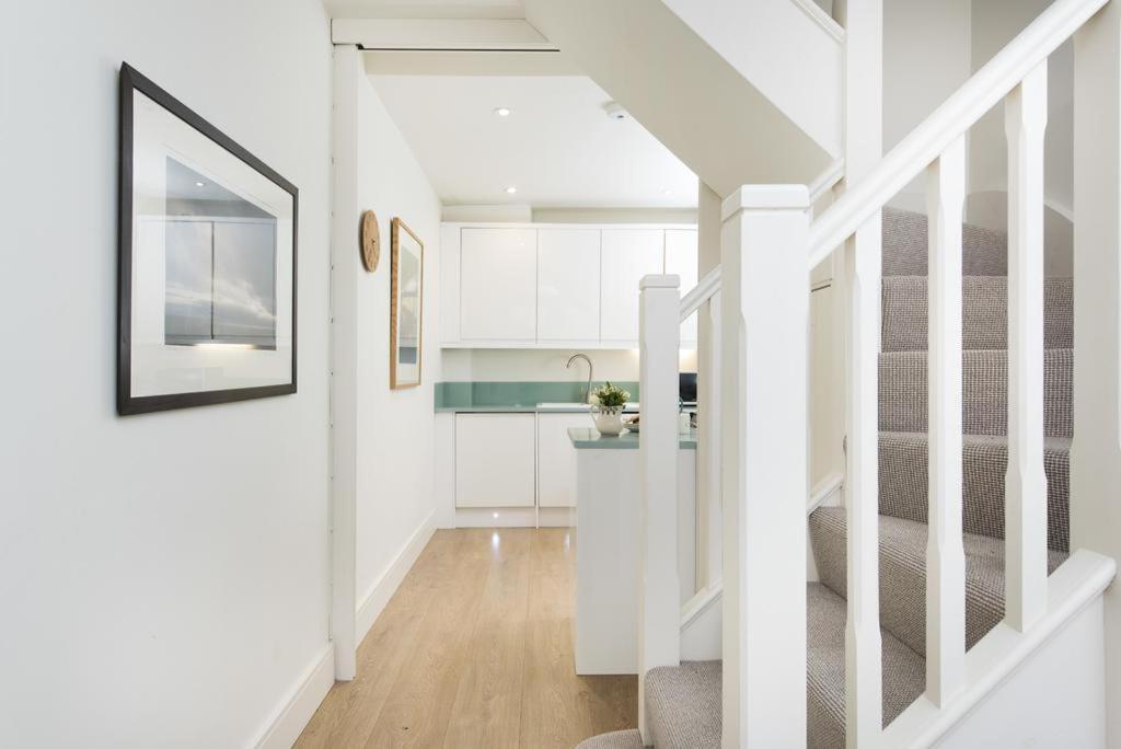 Perfect Kensington Mews House - Quiet Location Vakantiehuis