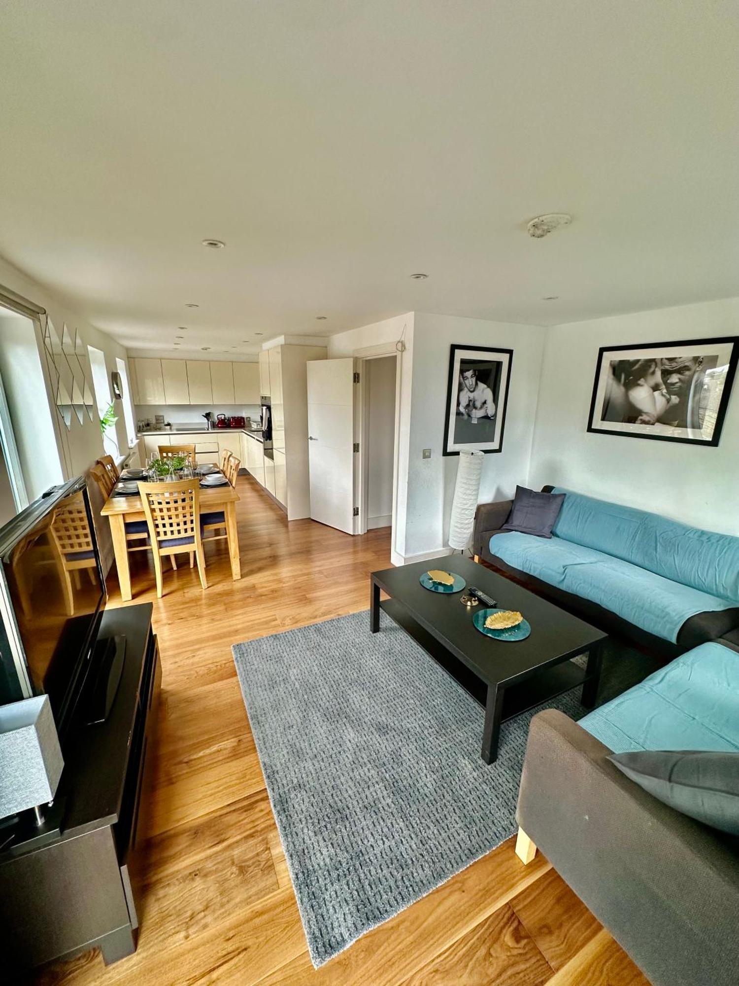 Lejlighed Large, Family Friendly 3-bed Flat In Wood *