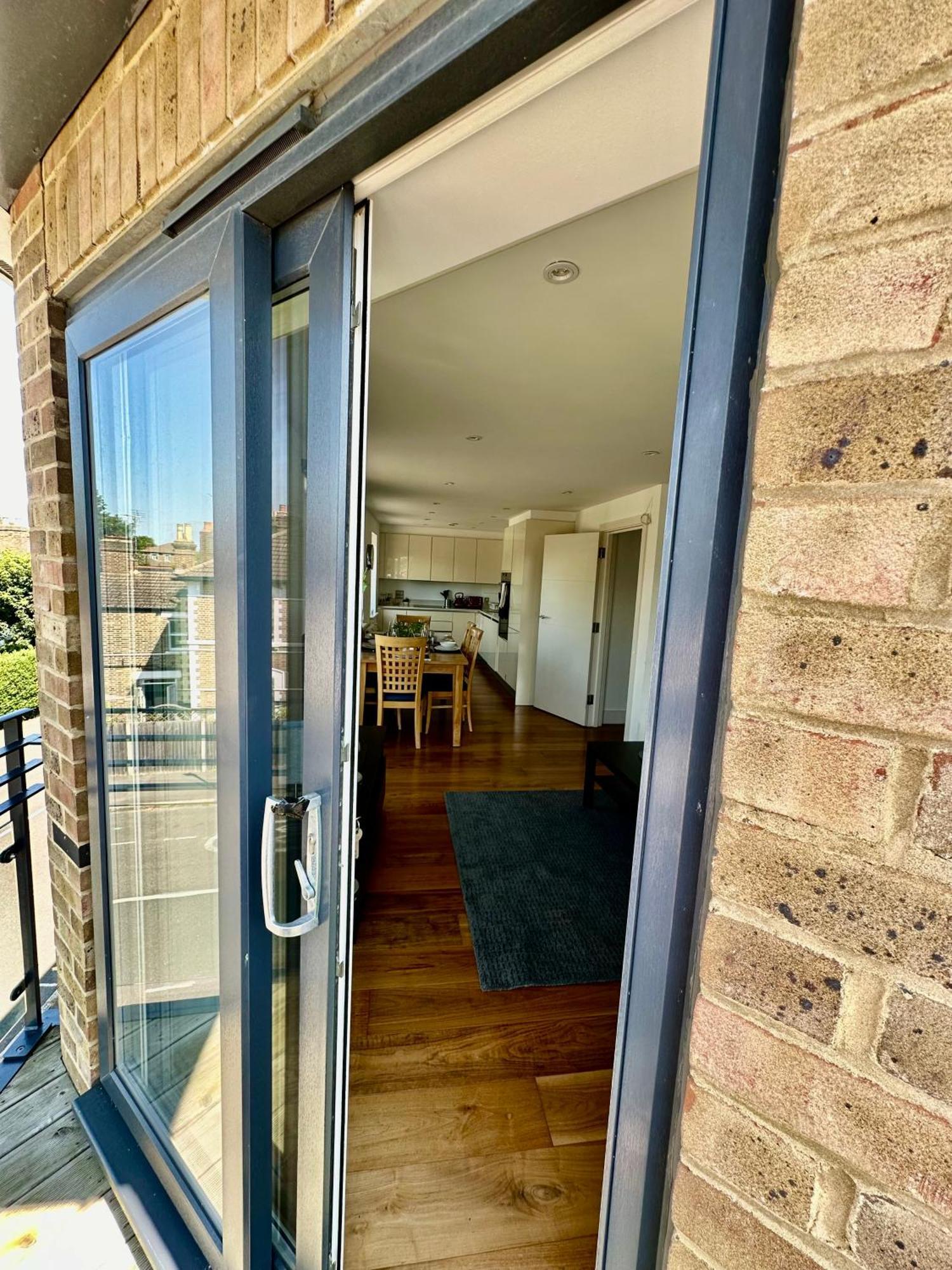 Lejlighed Large, Family Friendly 3-bed Flat In Wood London