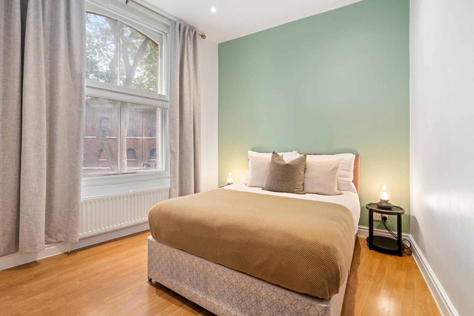 Comfortable 2 Bedroom In Shoreditch Leilighet London