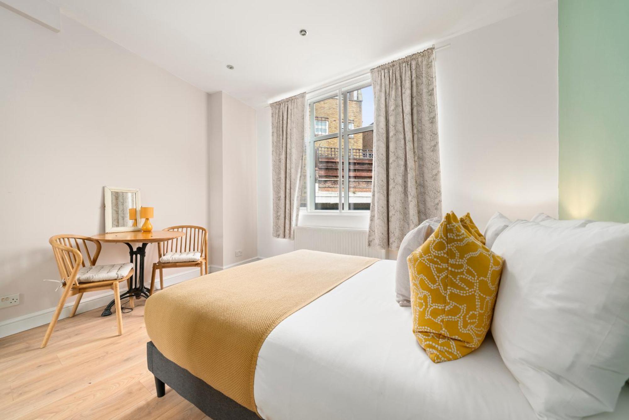 Leilighet Comfortable 2 Bedroom In Shoreditch London