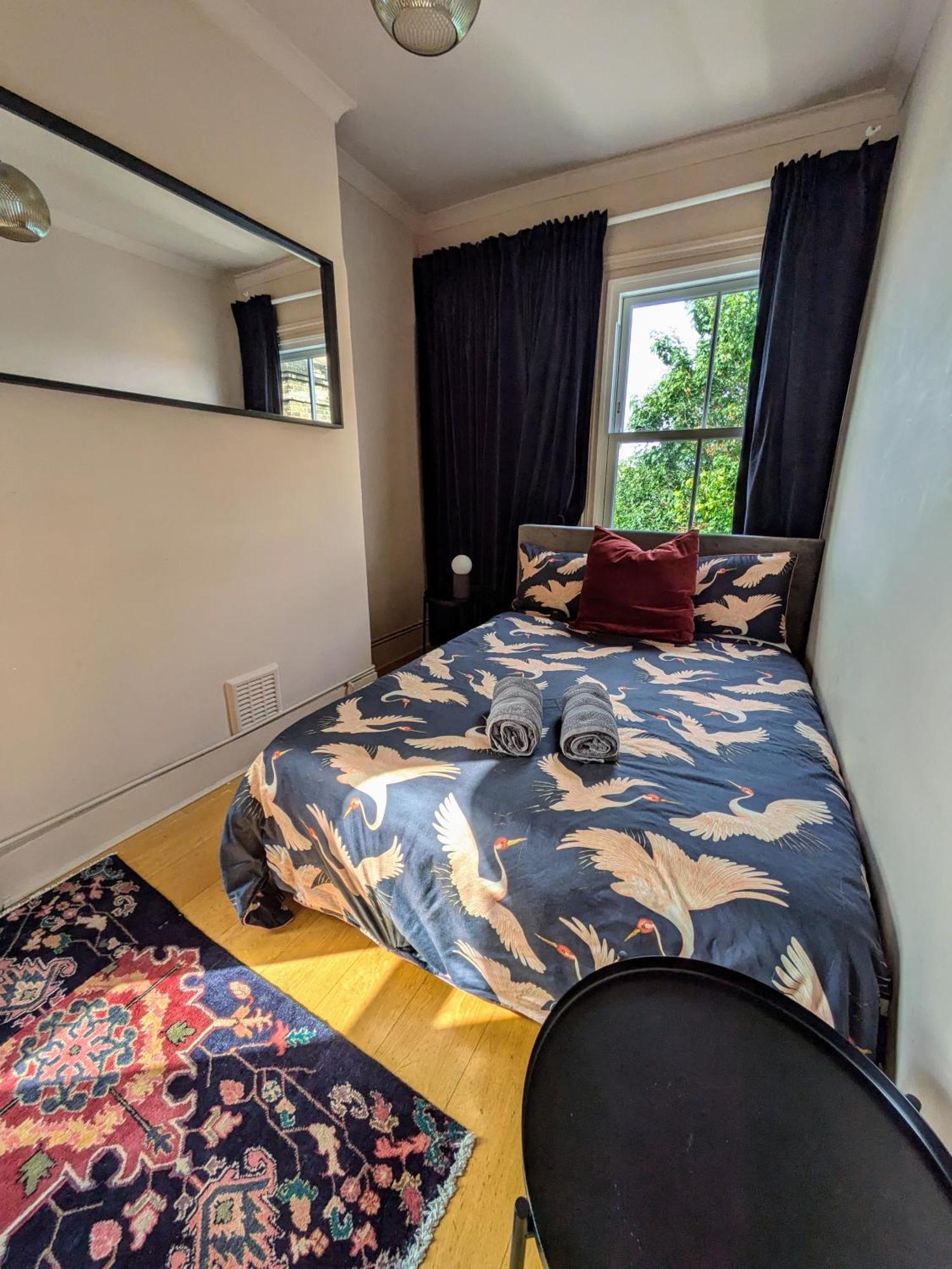 Appartement Charming Bright 2-Bed Heritage Flat, Battersea Park, London