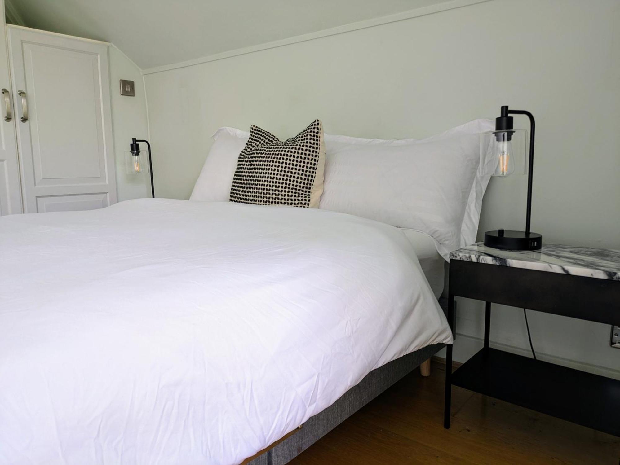 Appartement Charming Bright 2-Bed Heritage Flat, Battersea Park, London *