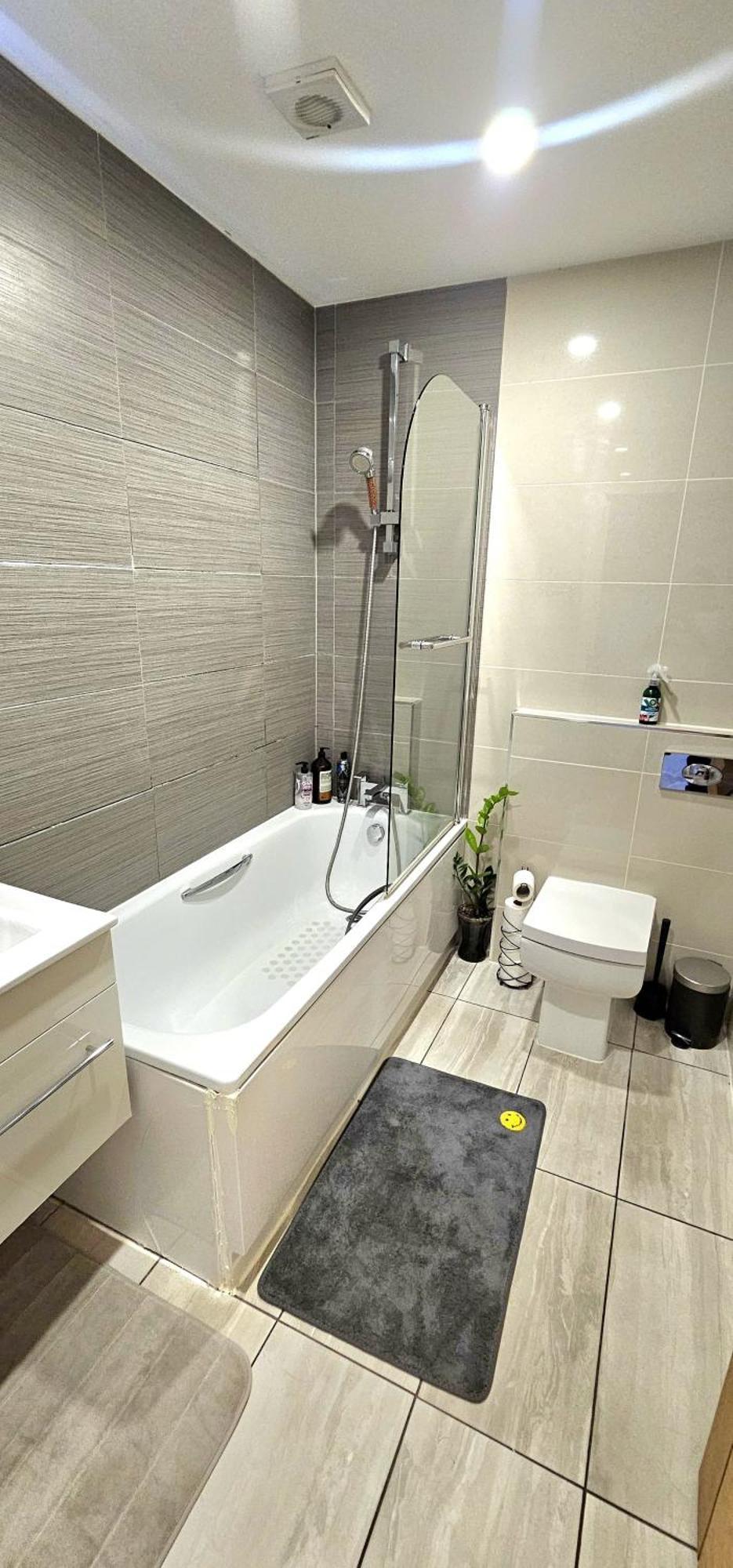 Apartment Alpha *