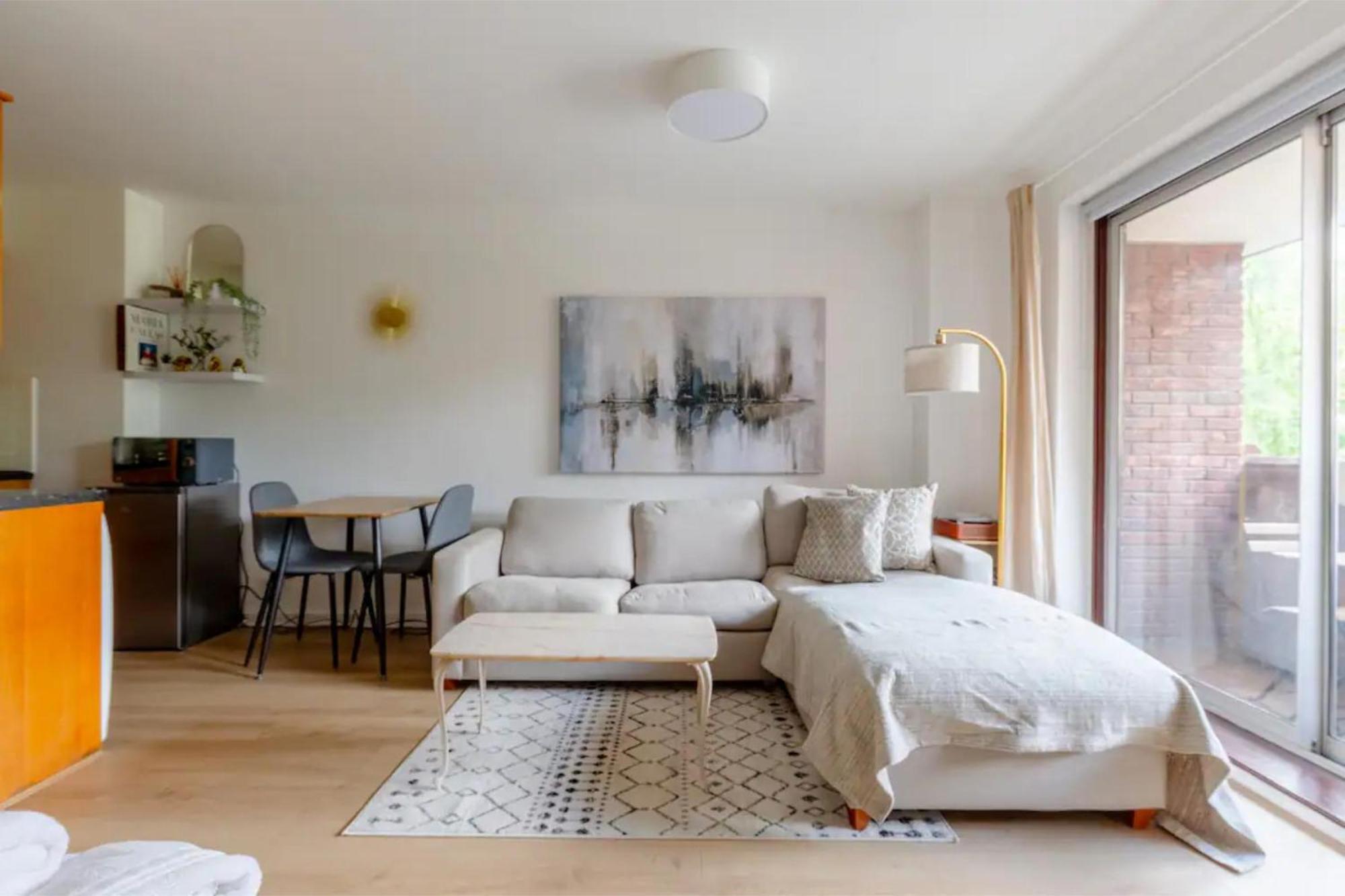 Lägenhet Refurbished Kensington With Balcony Near Tube