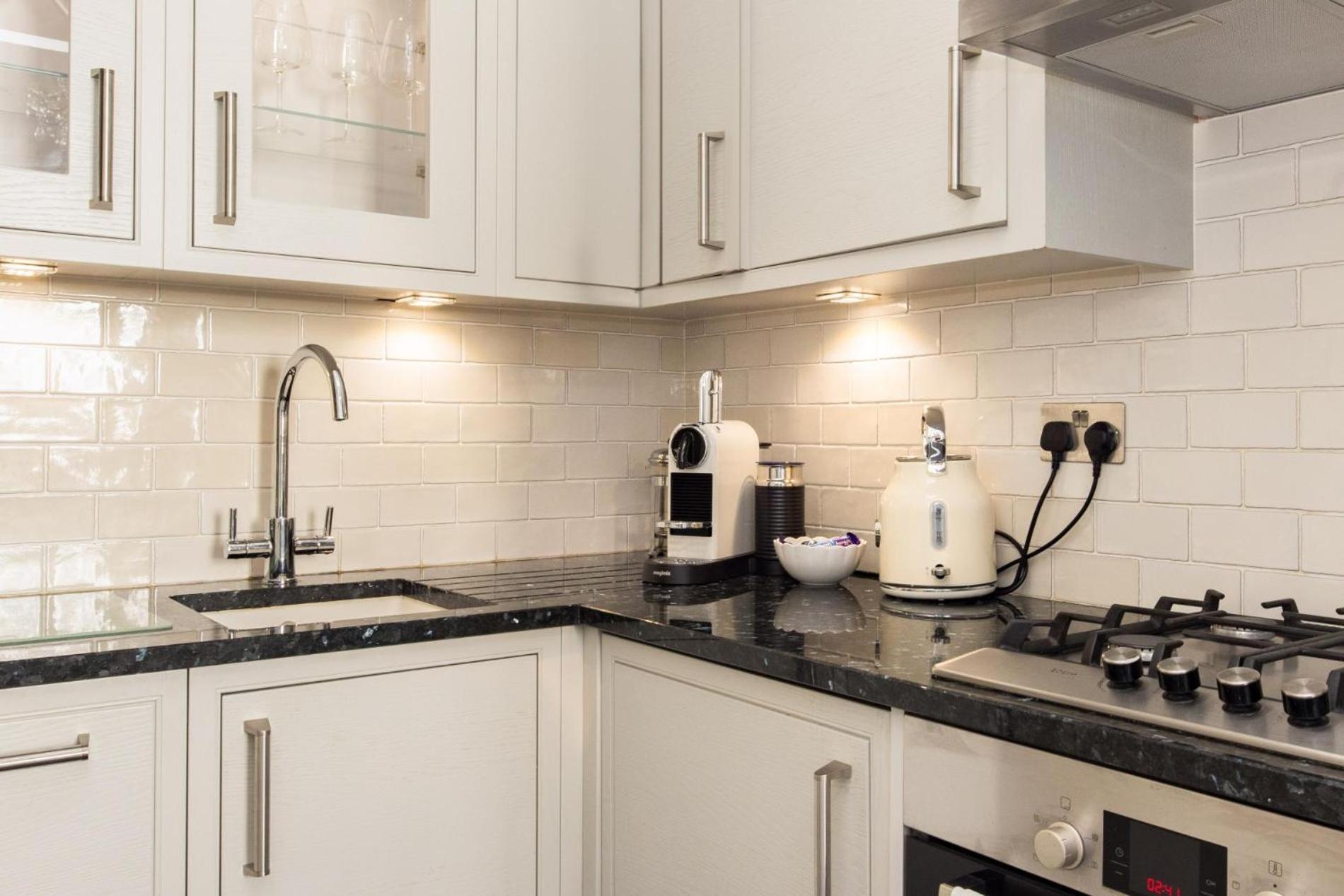 Sugared Almond - 1 Bedroom Notting Hill Appartement *