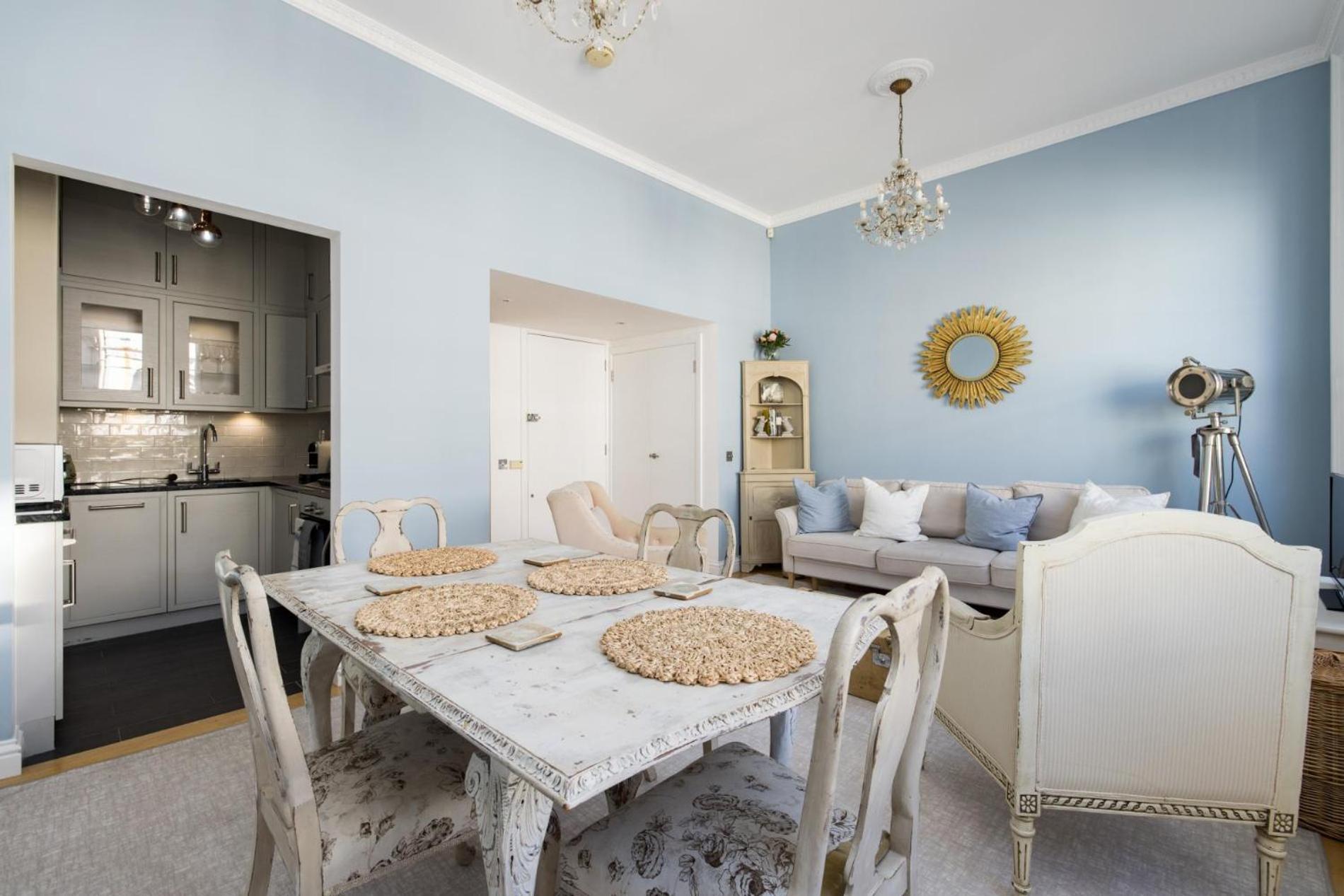 Sugared Almond - 1 Bedroom Notting Hill *
