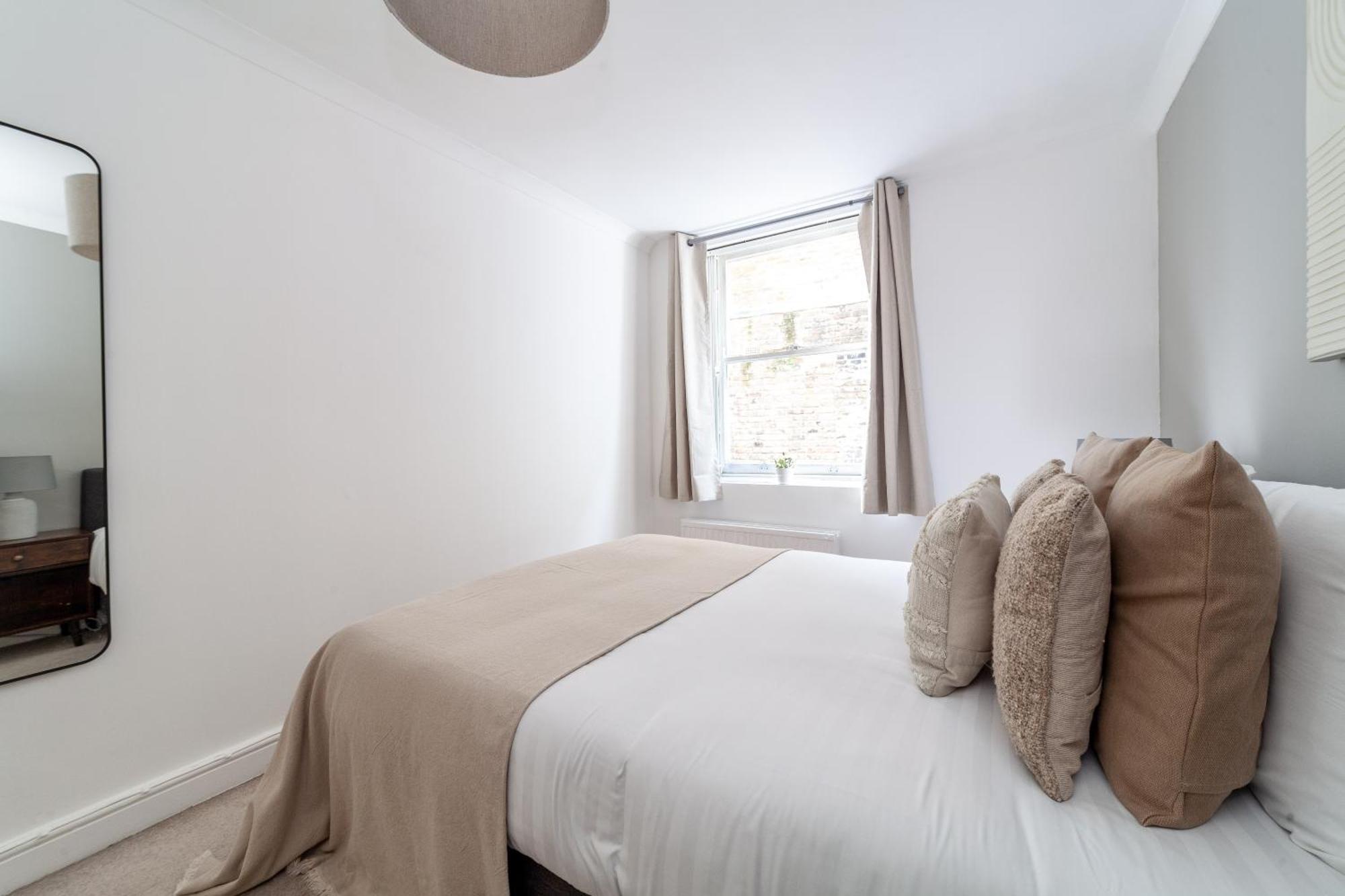 The Clapham Common Apartment