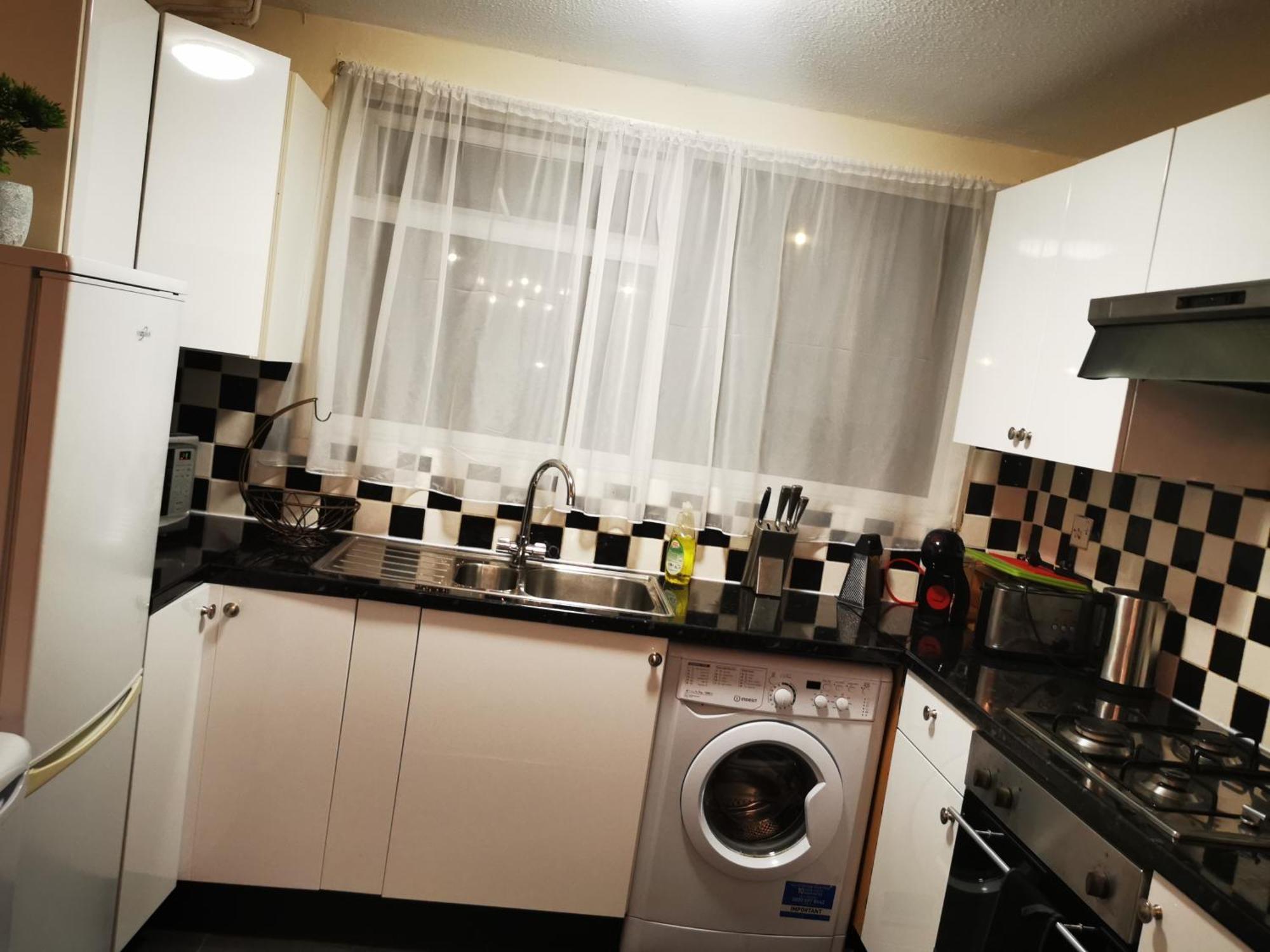 Charming House With 3 Bedrooms Near O2arena Feriehus *