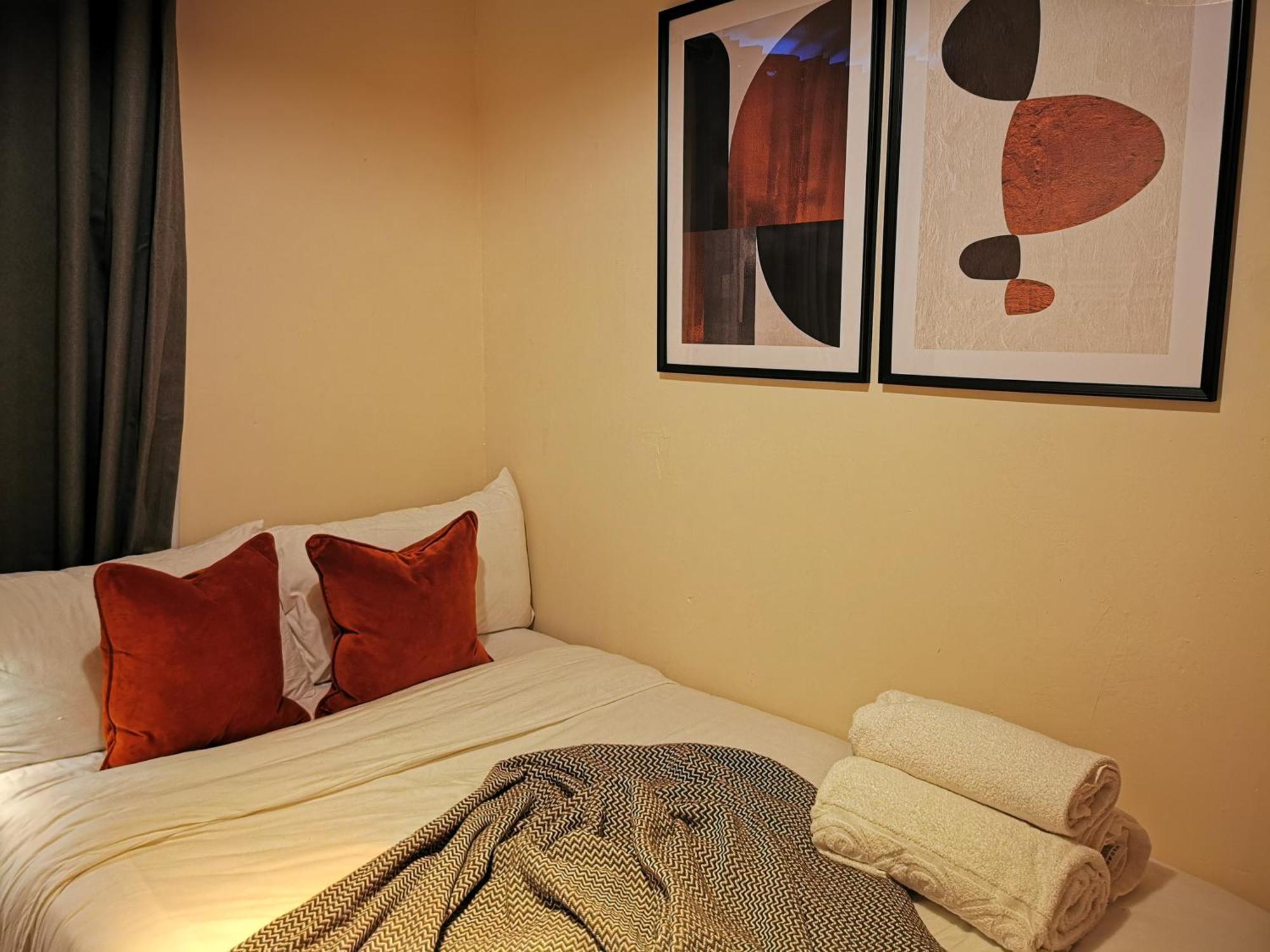 Charming House With 3 Bedrooms Near O2arena Feriehus *