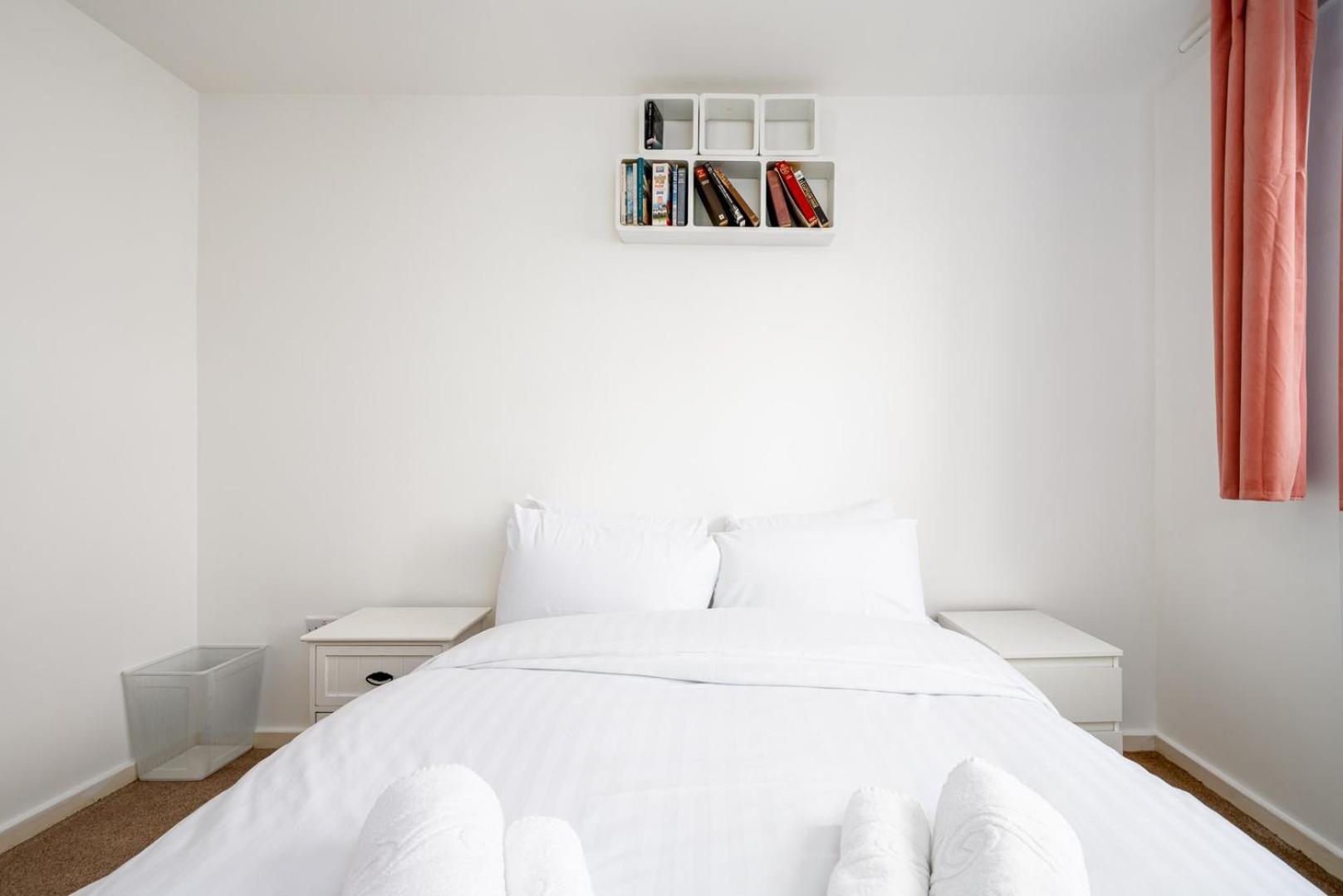 Semesterbostad Guestready - Tranquil Retreat Near The Royal Docks *