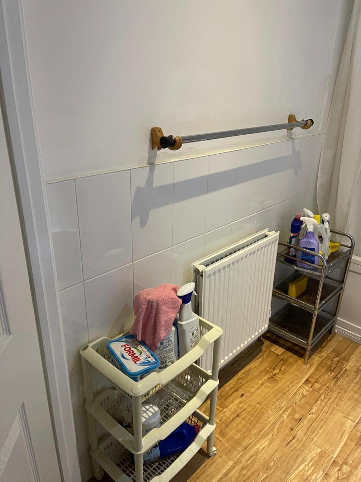 En-suite Cozy Double Bedroom Guest house London