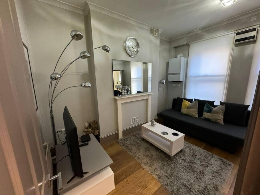 Sleep 4 In Heart Of Fitzrovia Near Oxford Cl6 Lejlighed