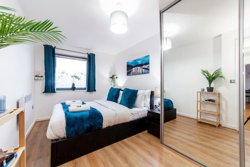 Appartamento Modern 3 Beds 2 Bath Flat - Parking & Sleeps 6
