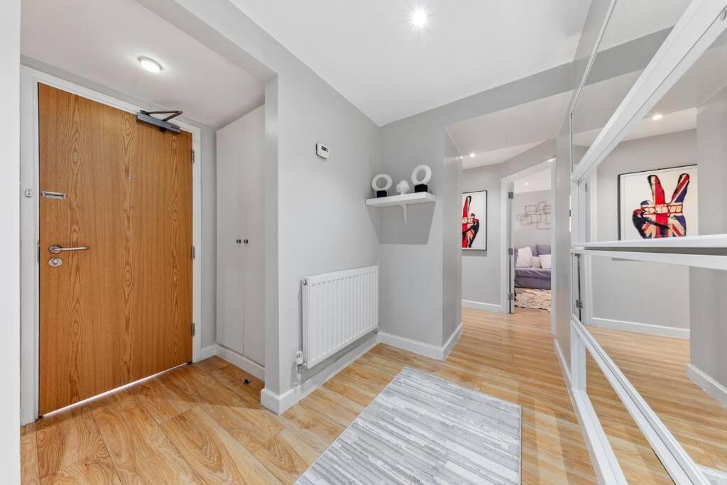 3 Bedroom Flat In Mayfair Hy4 Appartement Londen