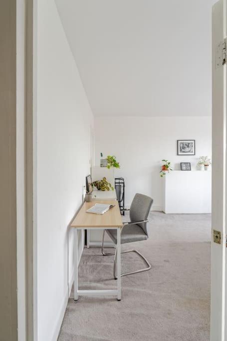 Notting Hill - Luxury Up To 6 Sleeps * Londen