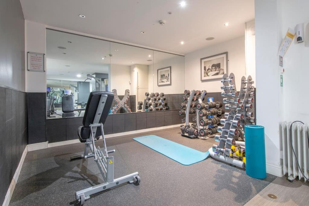 Lägenhet 24hr Concierge, Gym, Pool, Museum, Shopping Centre London