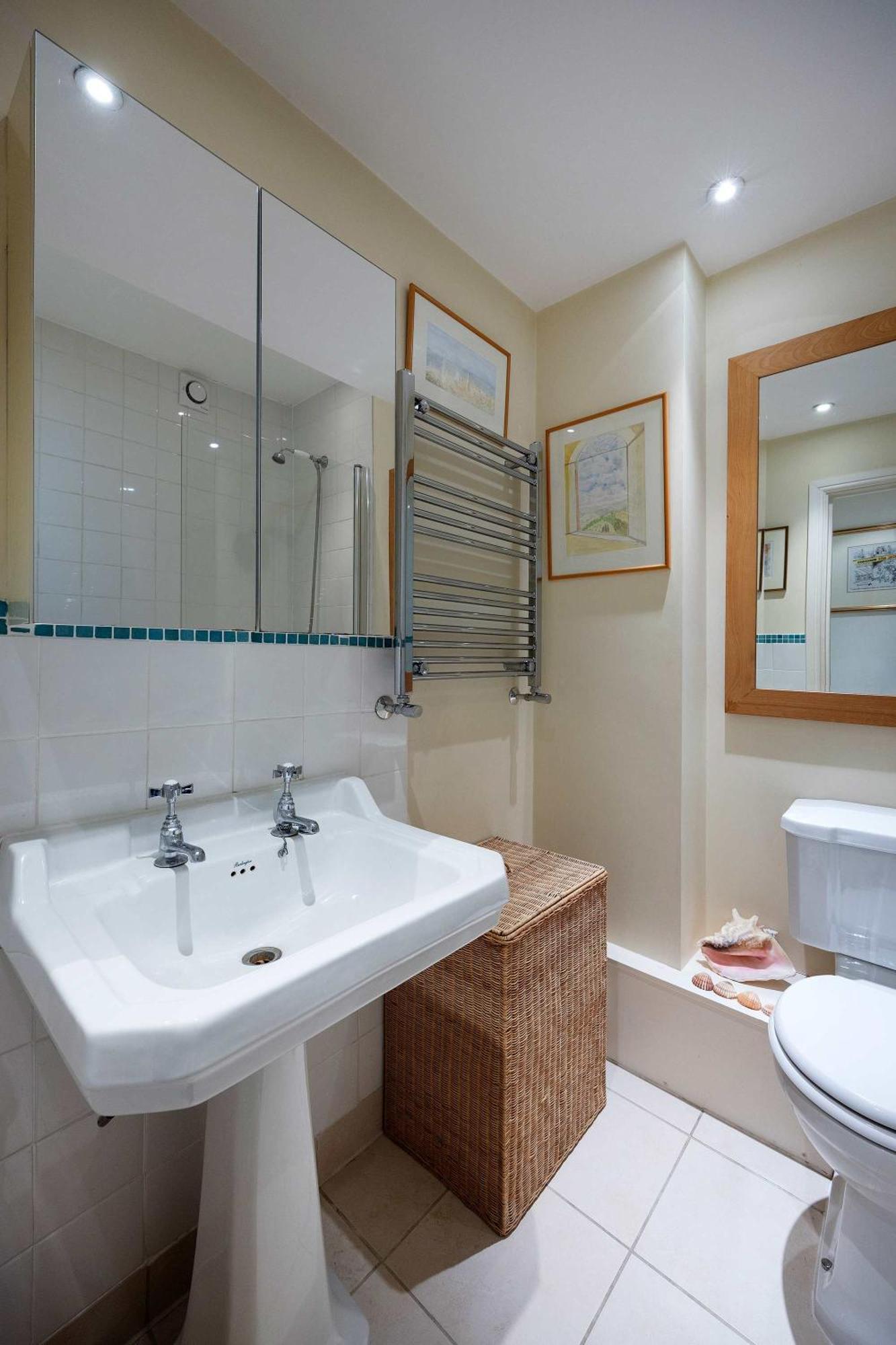 Veeve - Artist'S Oasis London