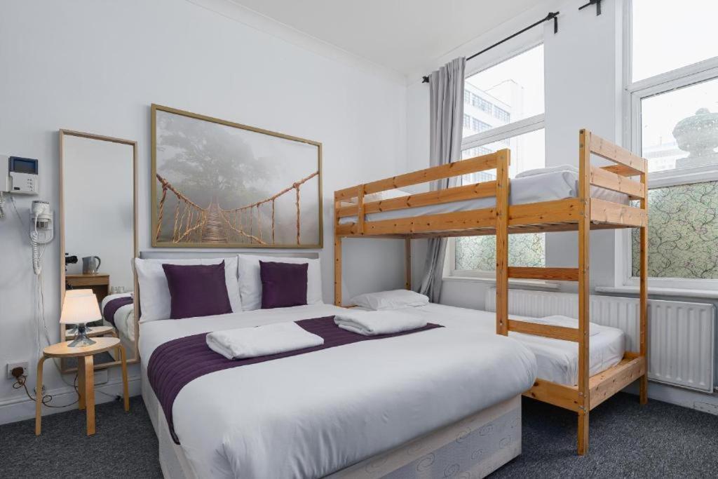 Vilenza Hotel