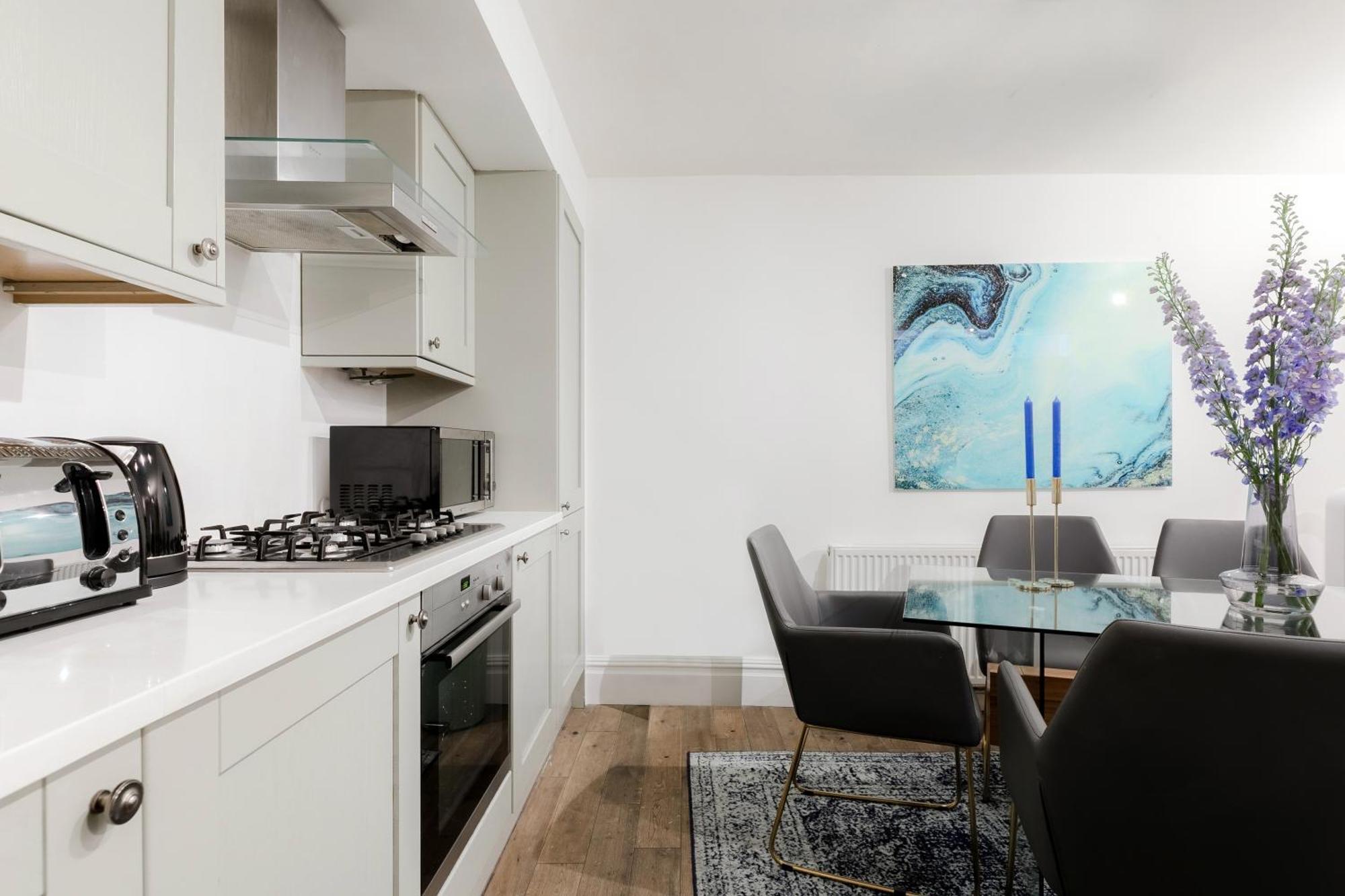 Phenomenal 5bedroom Design House For Nomads Xxl Groups Londra