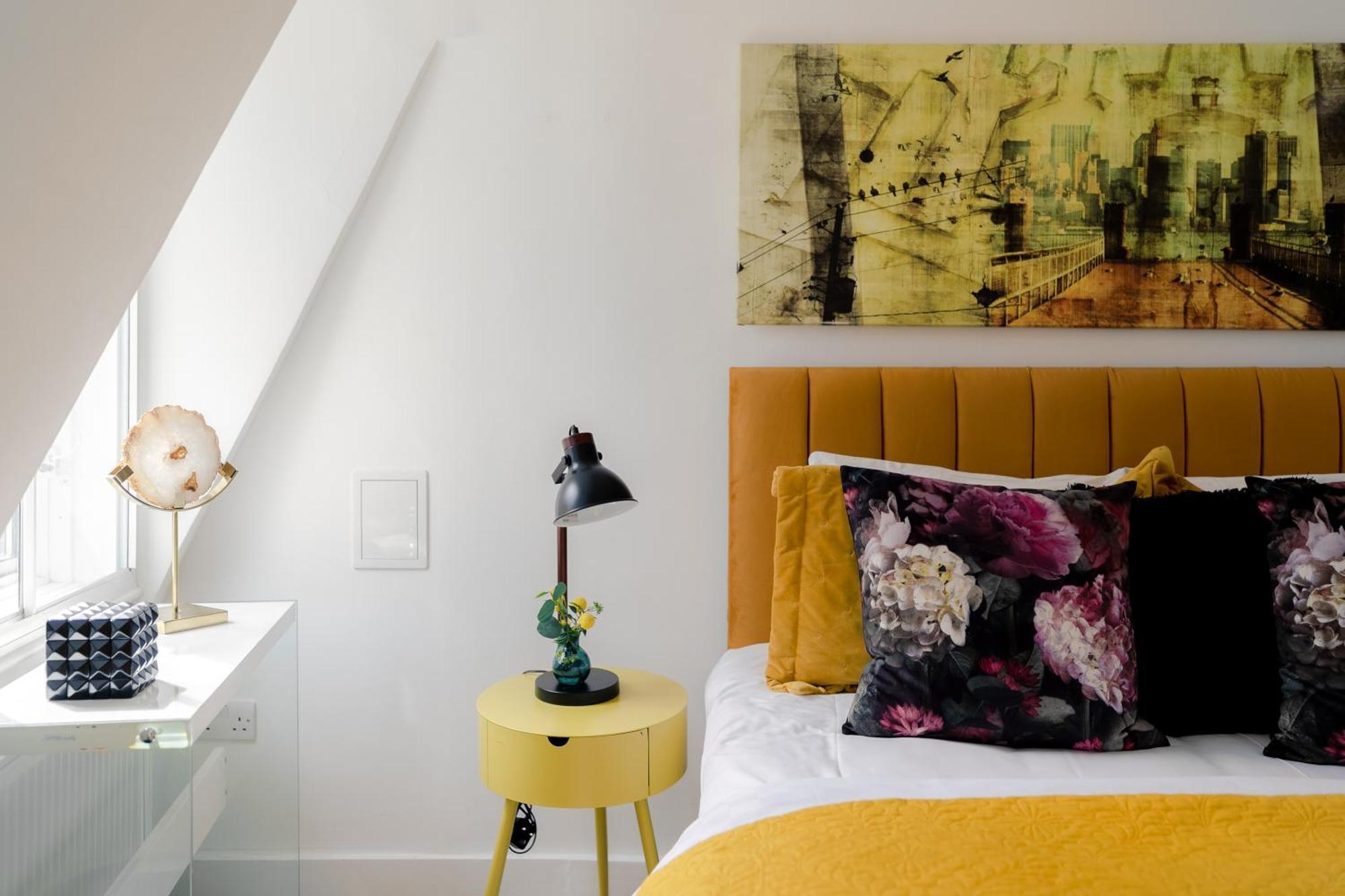 Phenomenal 5bedroom Design House For Nomads Xxl Groups Appartamento
