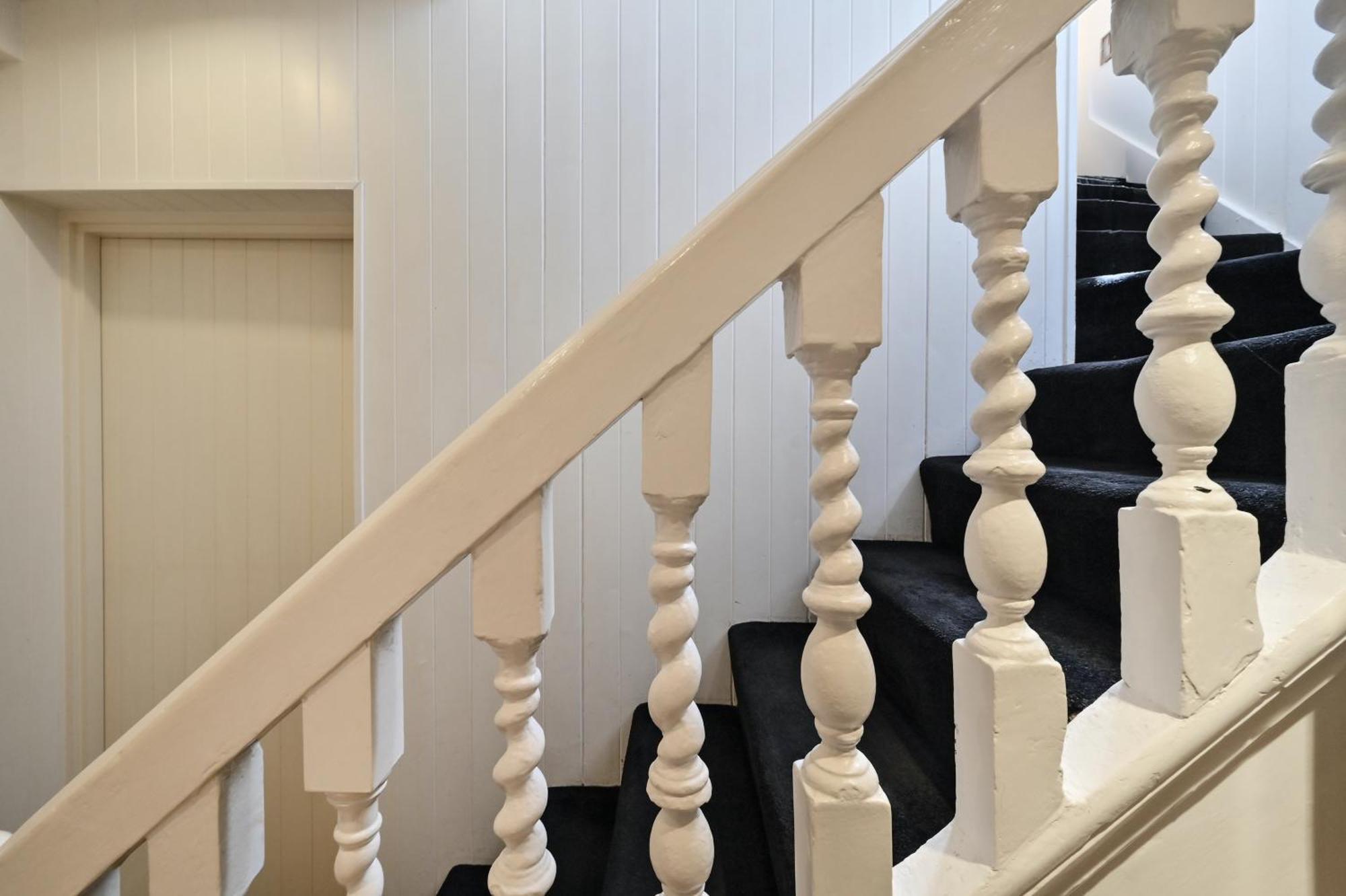 Spacious Soho On Quaint Cobbled Street * Londen