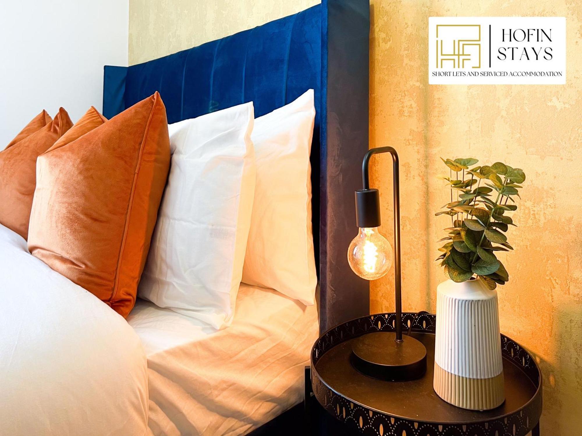 Lejlighed Last-minute Specials L Premium On 2 Double Bed For 6 Guests L Deals L Hofin Short Lets & Serviced London