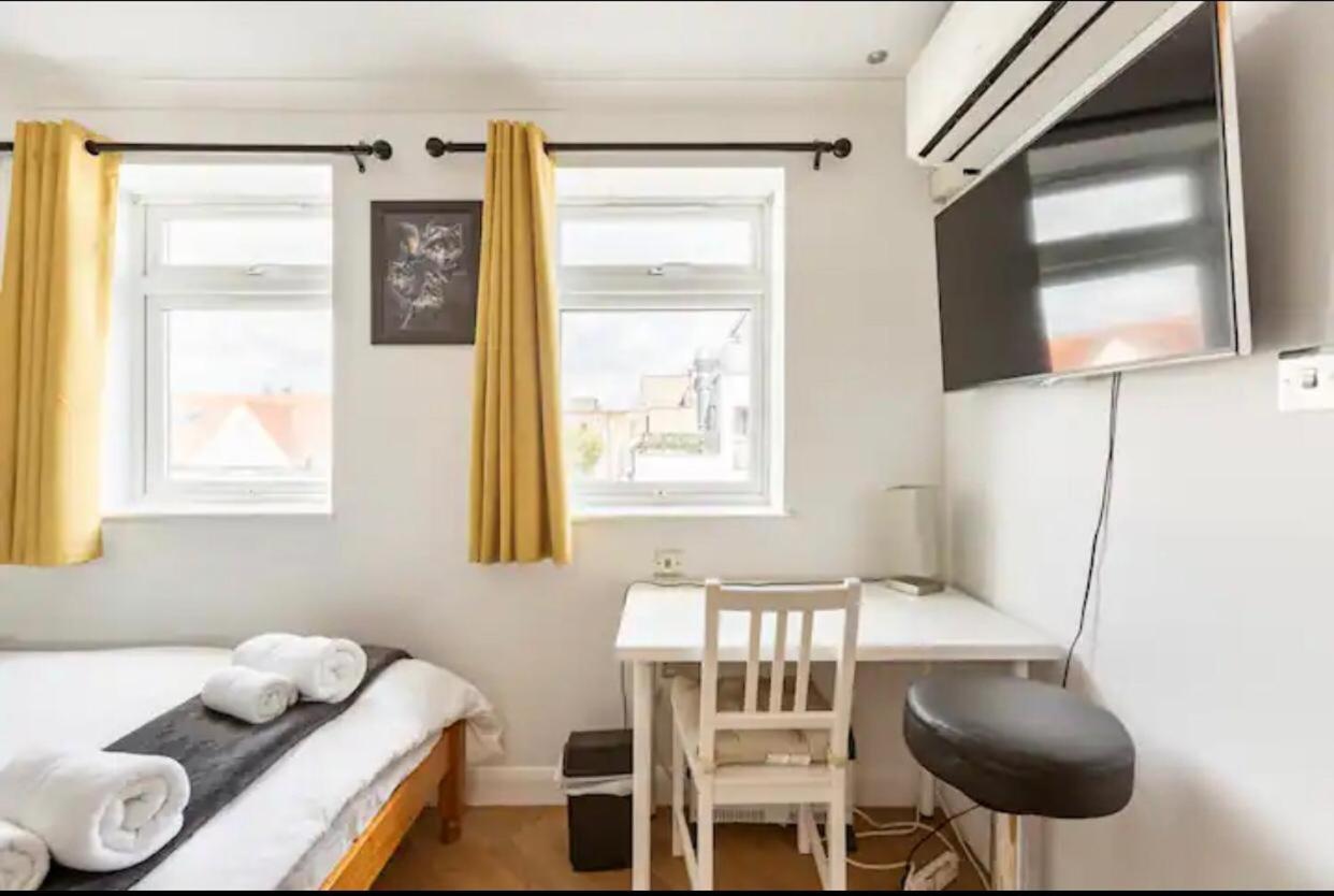 Appartement Stunning 2 Bedrooms, 2 Bathrooms Flat.