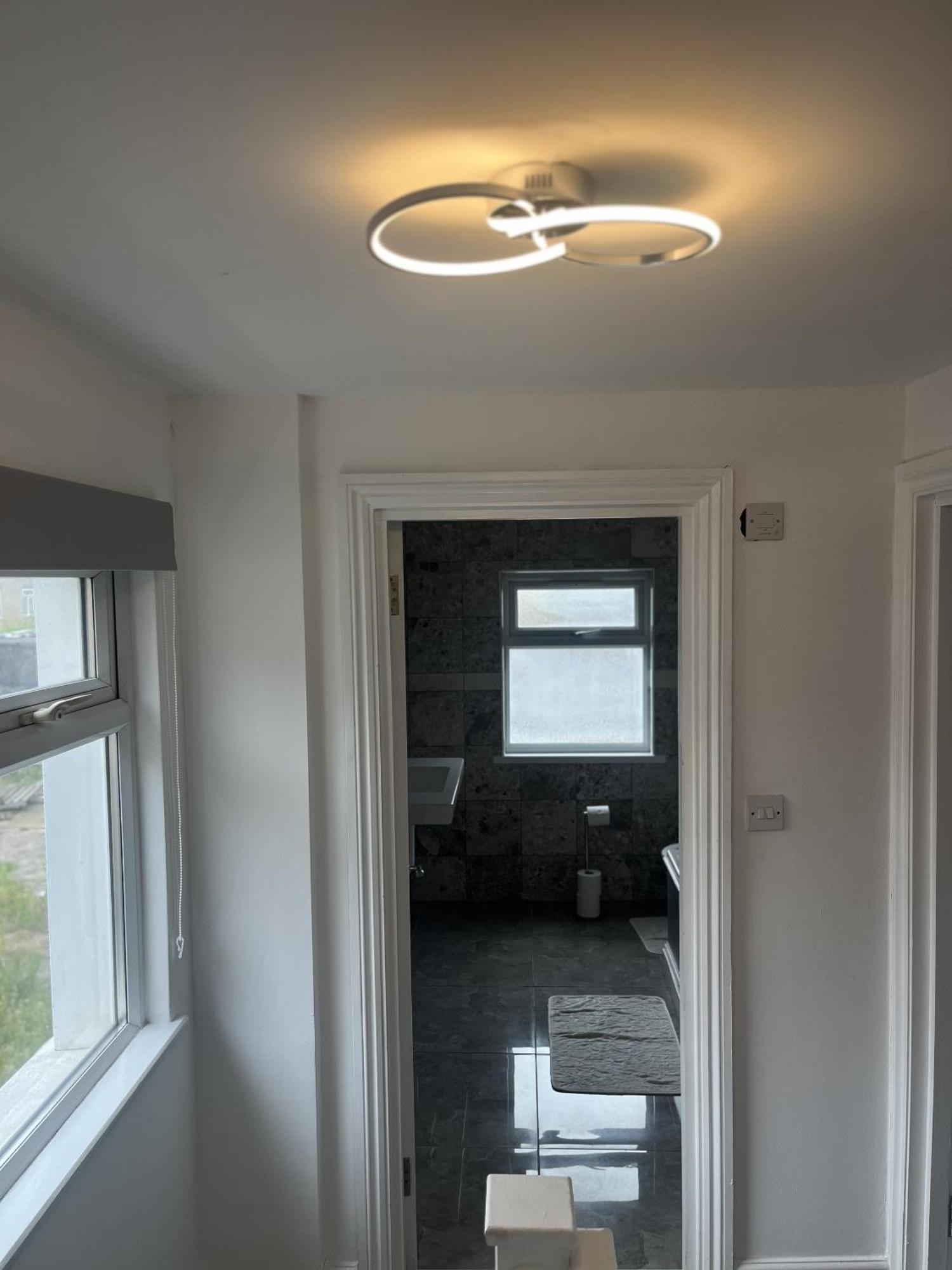 Reach Retreat Spacious 4bed House Startford Maryland Great Transport Links Hébergement de vacances