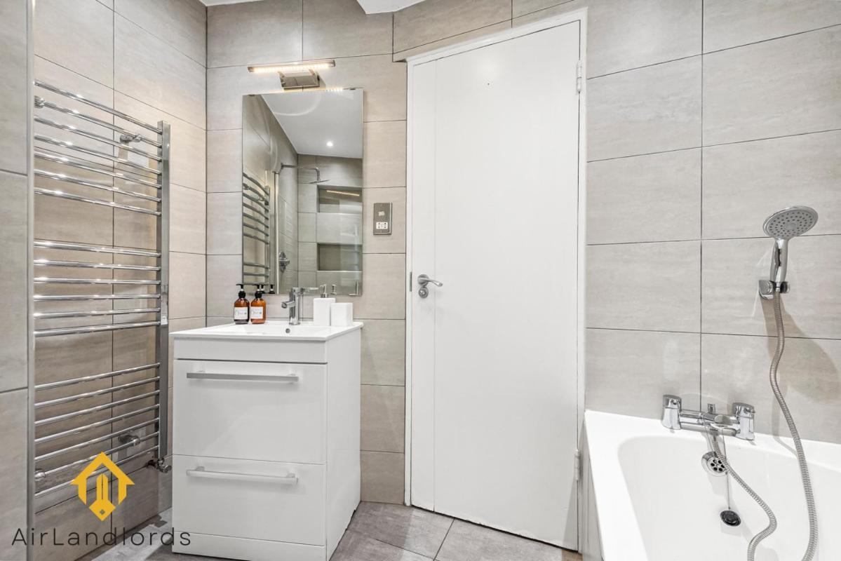 сеntral 2 Bedroom Flat In Acton Apartment *