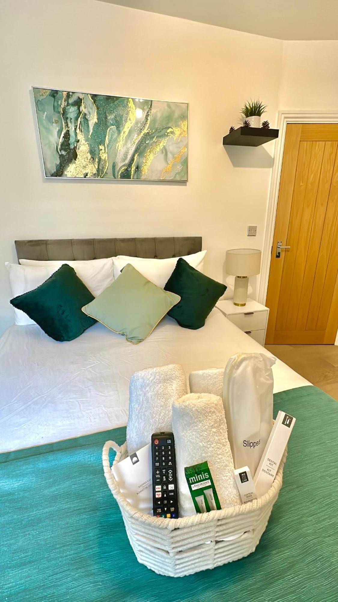 The Luxe En-suite In Stratford Privatunterkunft London